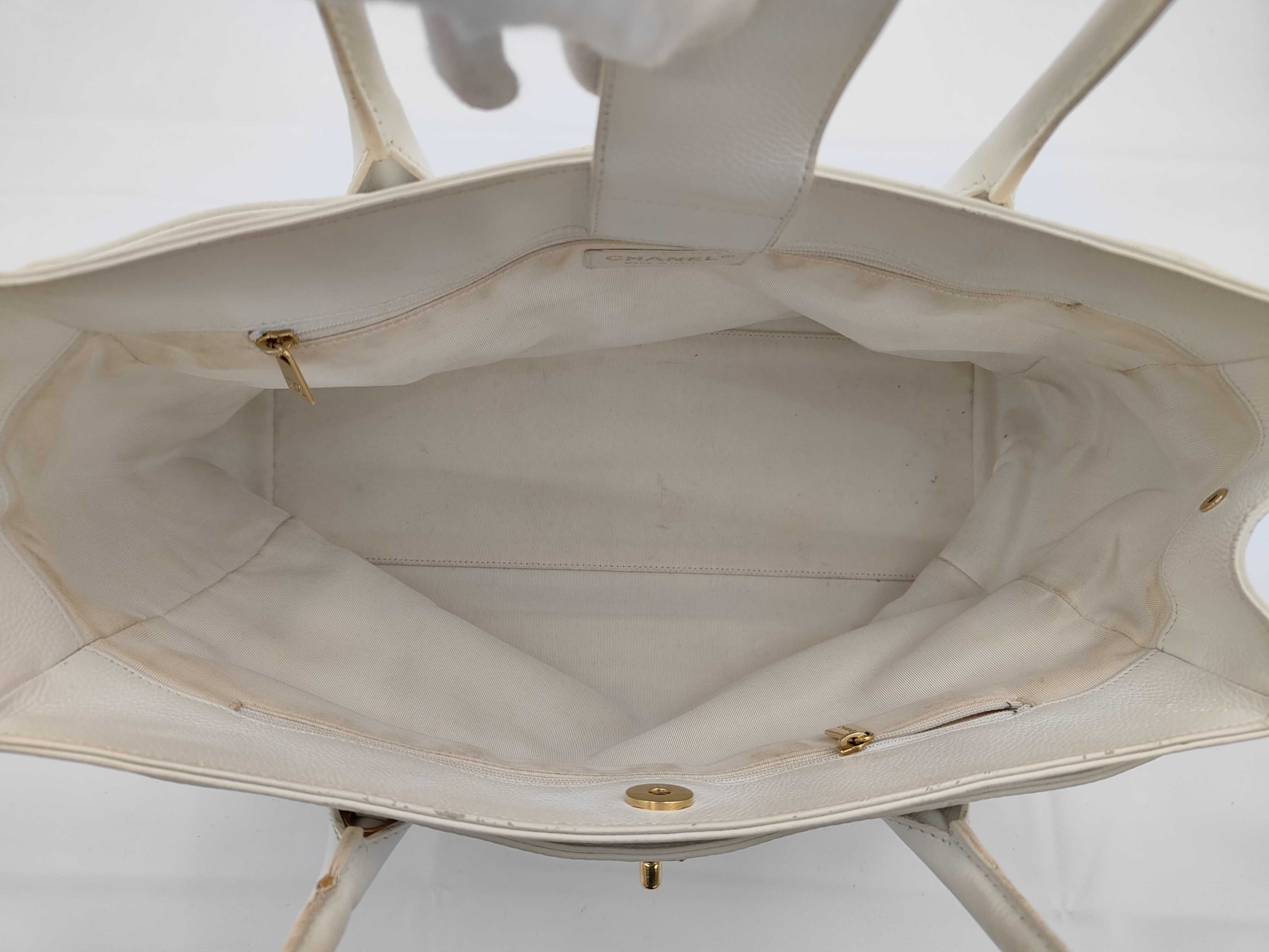 Caviar Skin White Tote Bag — view 9