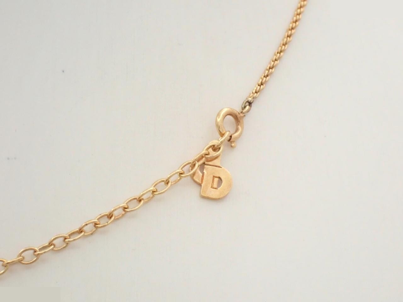 Other line: Precious metals, necklaces, pendants, neck circumference approximately 47cm. — view 2