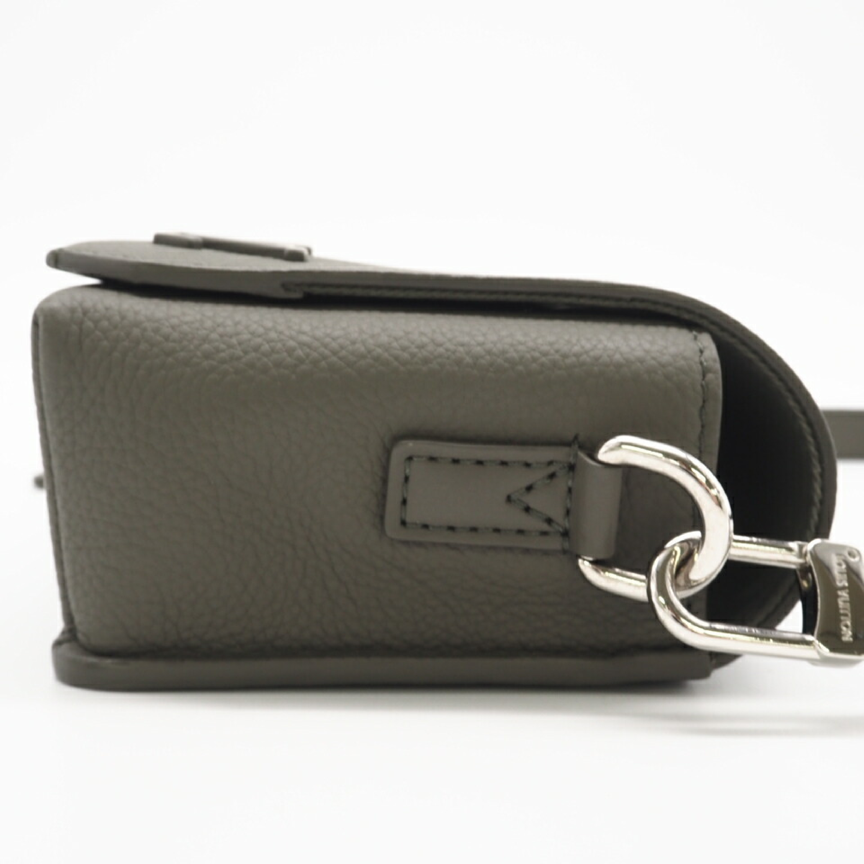 M82086 Fastline Wearable Wallet Khaki Shoulder Bag with Shoulder Strap — view 4