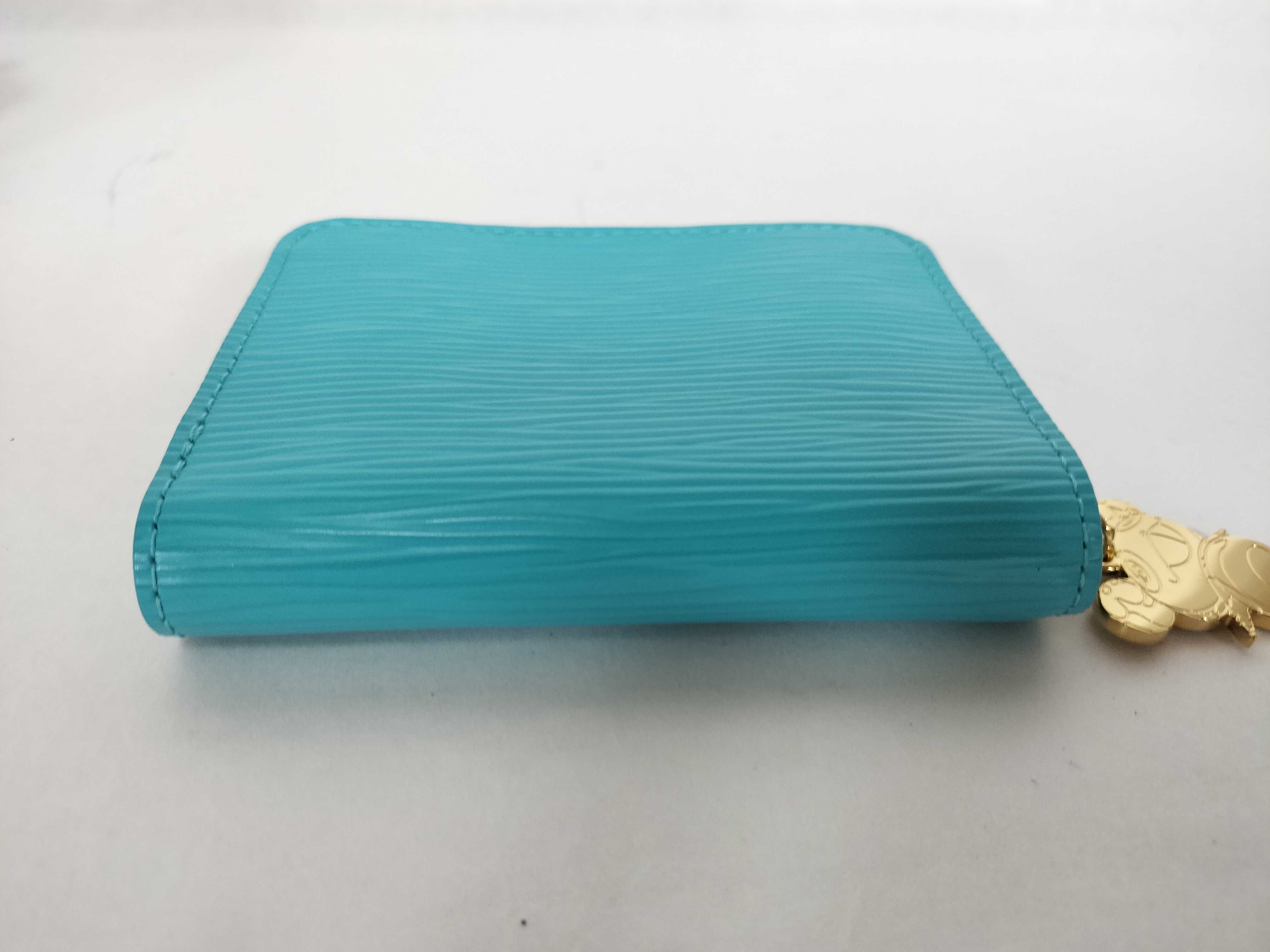 Epi Leather Louis Vuitton Epi™ Zippy Coin Purse M14145 Wallet — view 4
