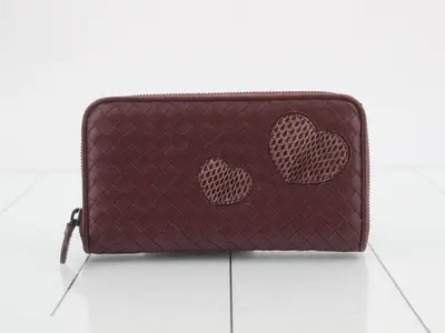 Intrecciato Leather/Crocodile Heart Round Zipper Long Wallet