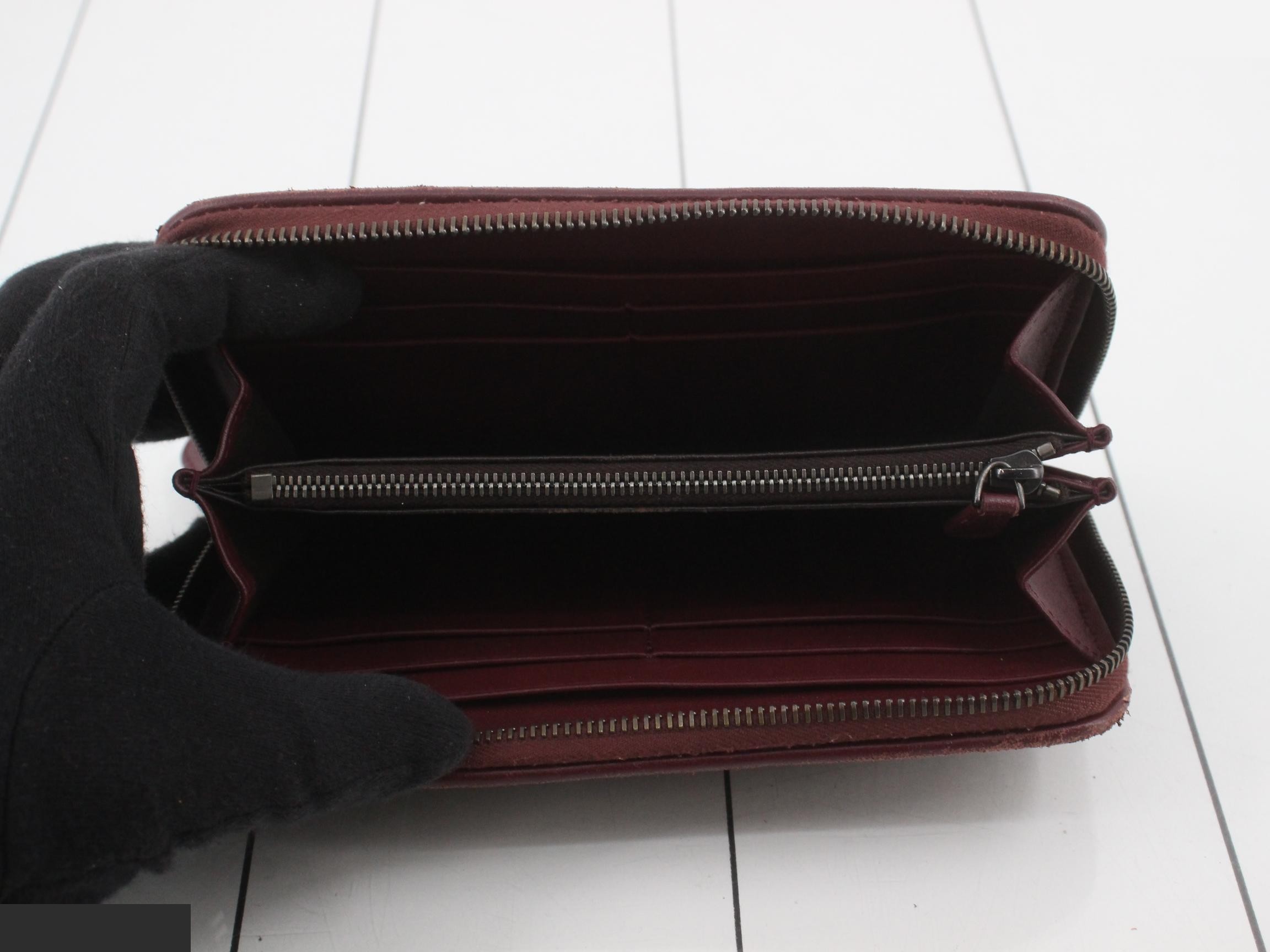 Intrecciato Leather/Crocodile Heart Round Zipper Long Wallet — view 4