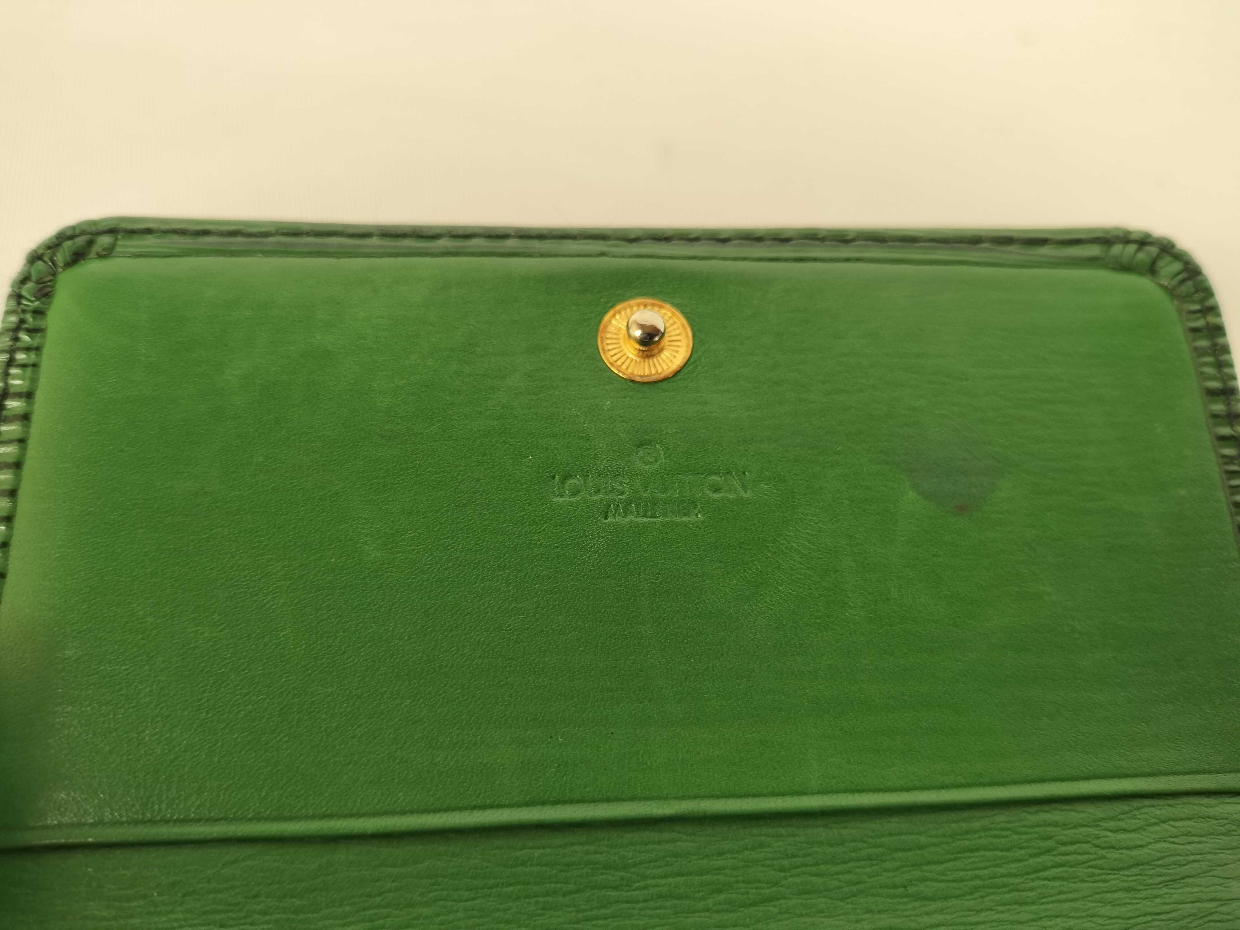 Epi Leather Wallet with Double Snap Closure (SHB-SWIP Hardware) - Green — view 6