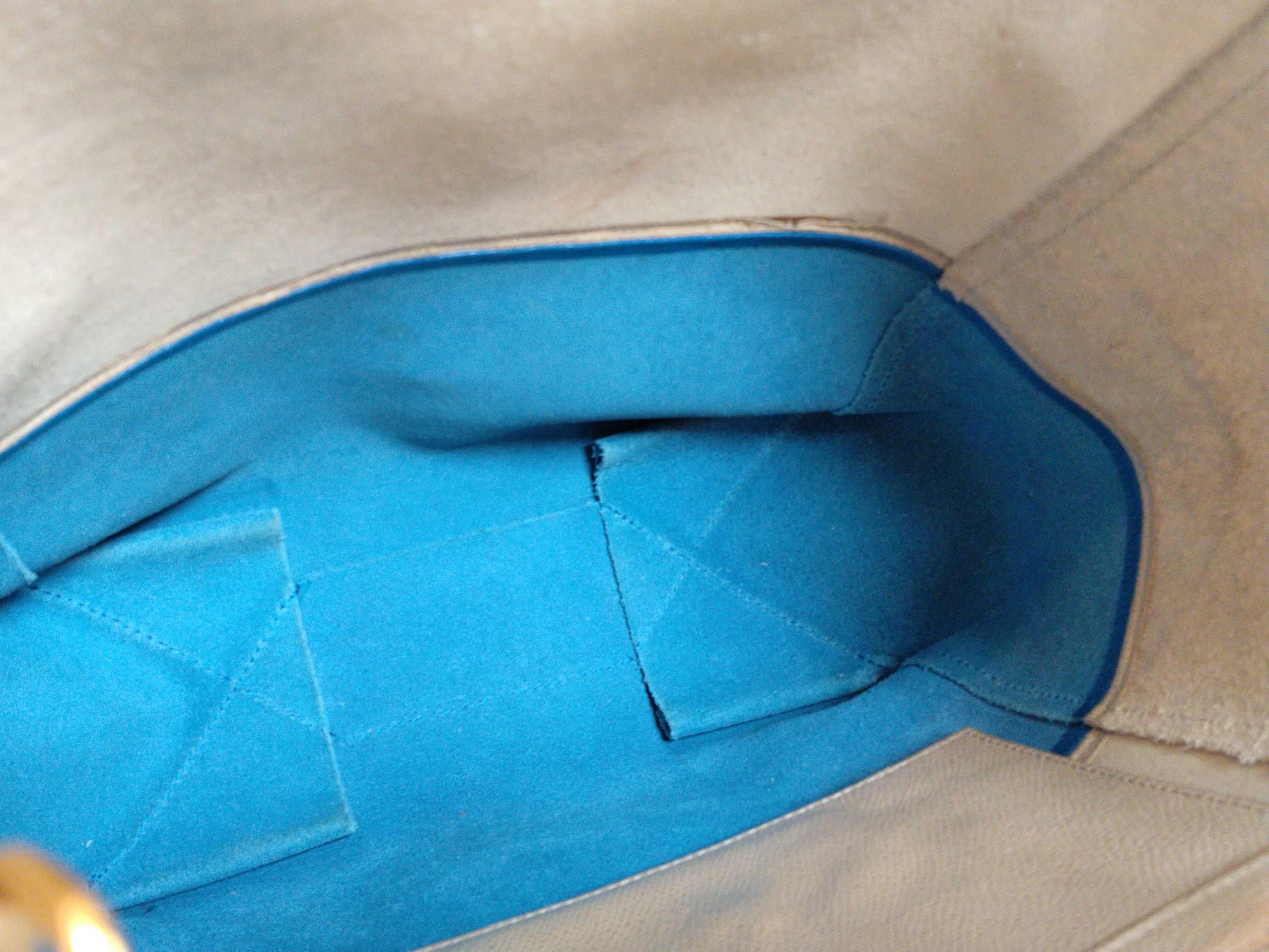 Vertical Cabas Handbag — view 10