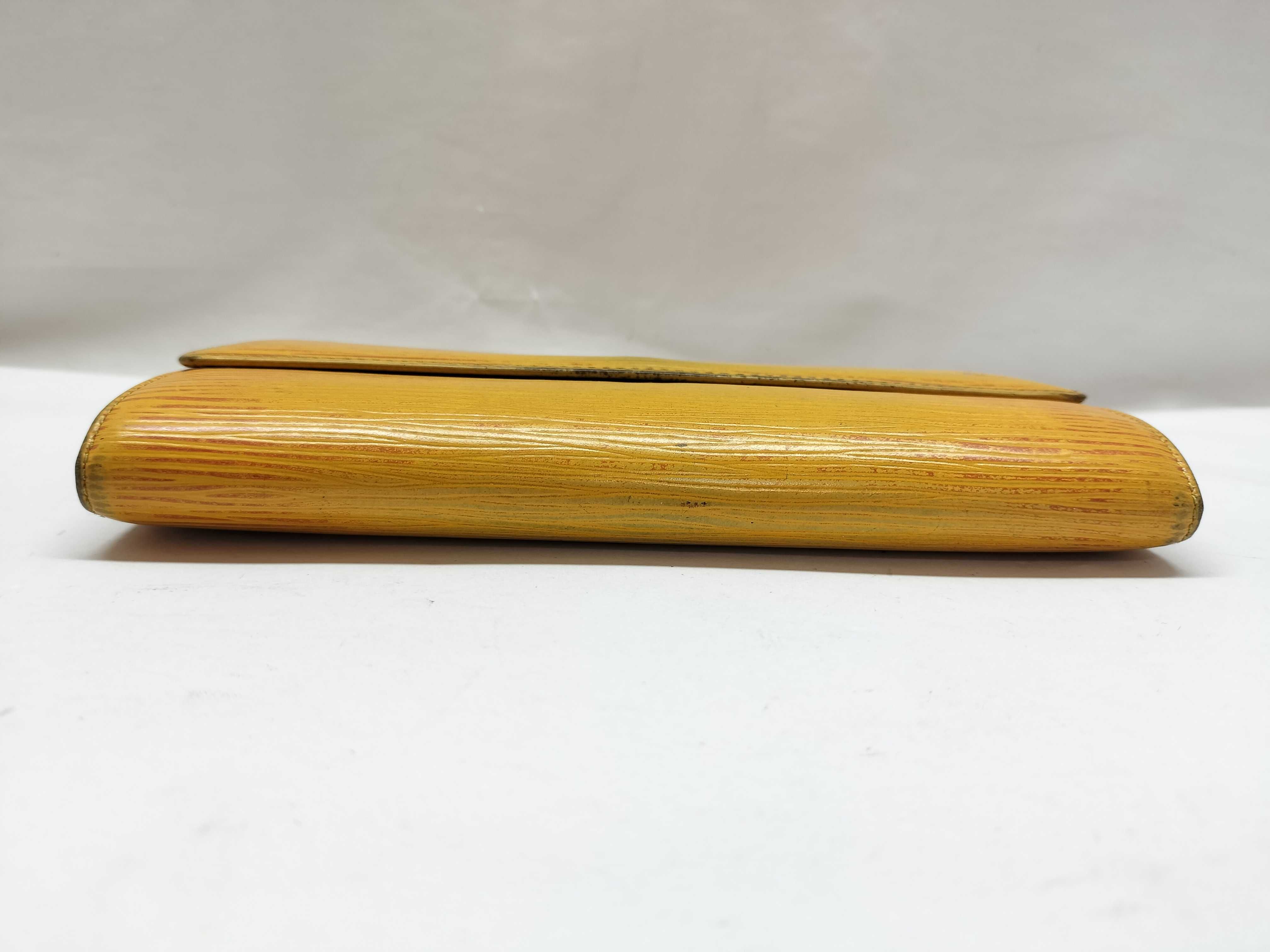Epi Portefeuille Sarah Yellow Wallet — view 5