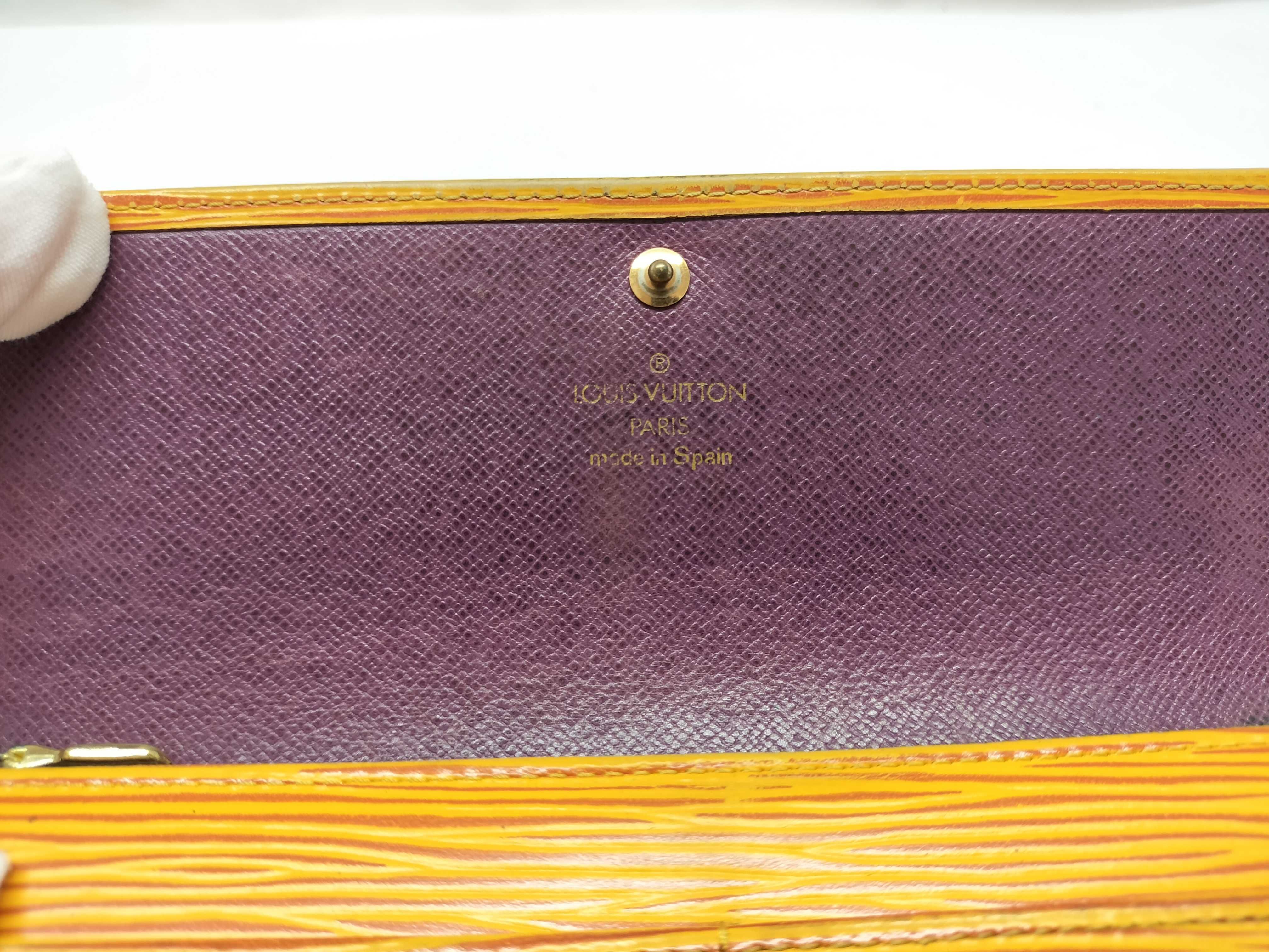 Epi Portefeuille Sarah Yellow Wallet — view 10