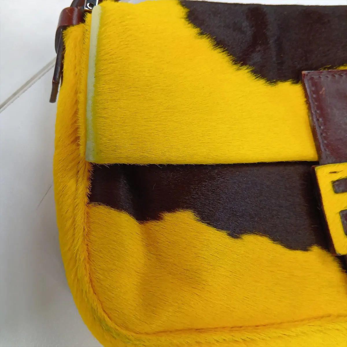 Mamma Bucket 26424 Calf Hair x Leather Shoulder Bag Brown x Yellow — view 9