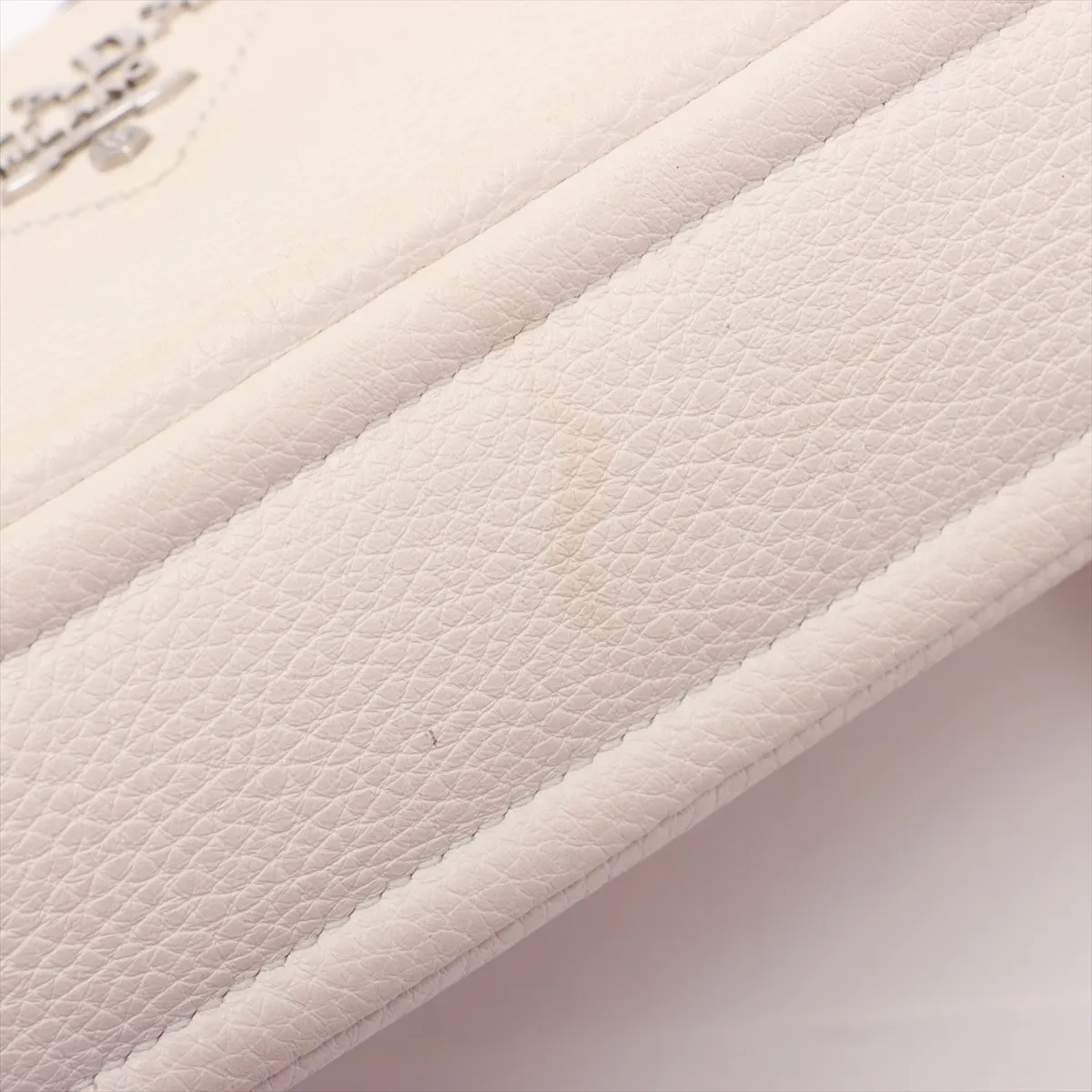 Vitello Dino Soft Leather 2WAY Shoulder Bag White — view 11