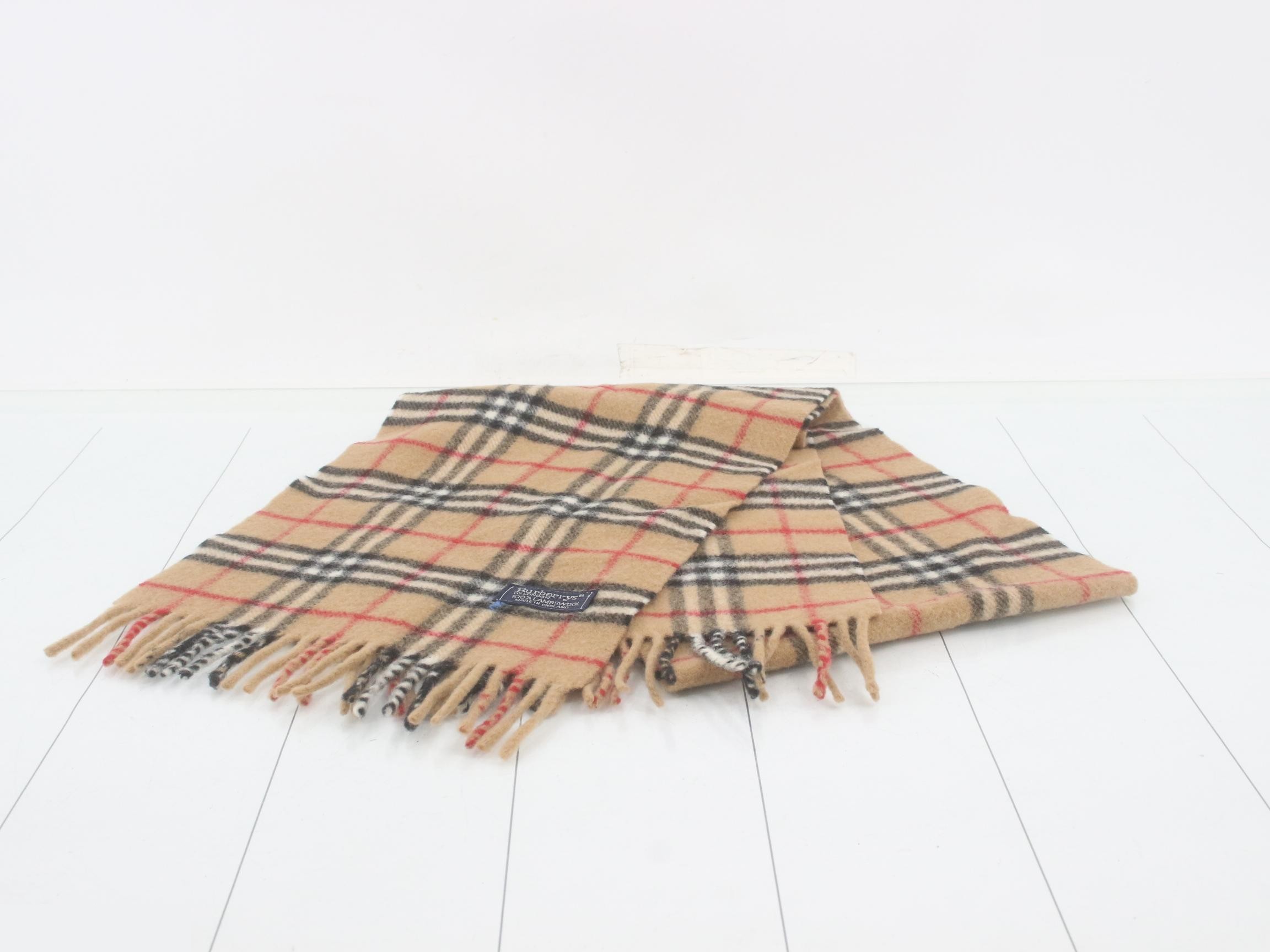 Other lines: Small items, accessories, and scarves — view 2