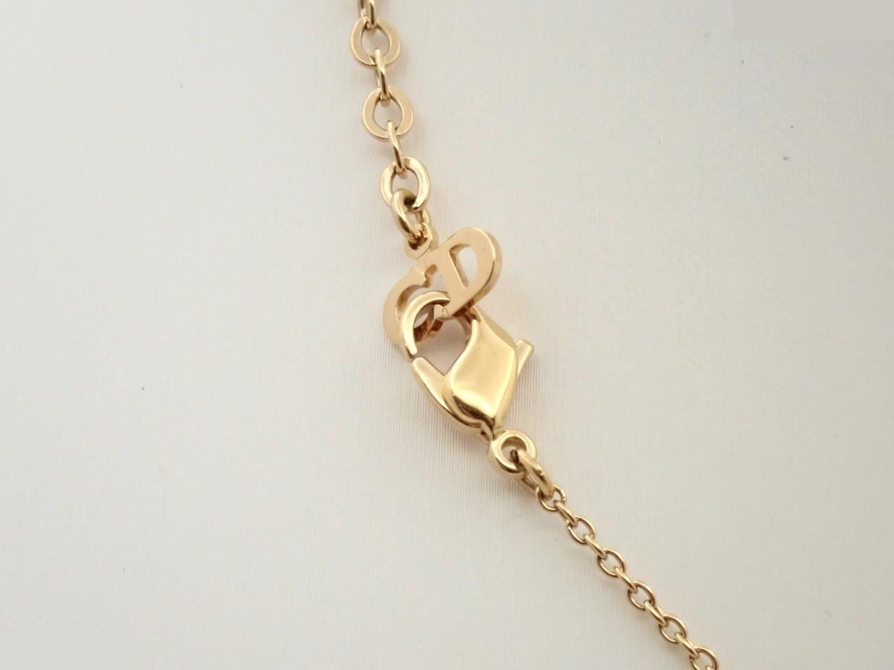 necklace — view 2