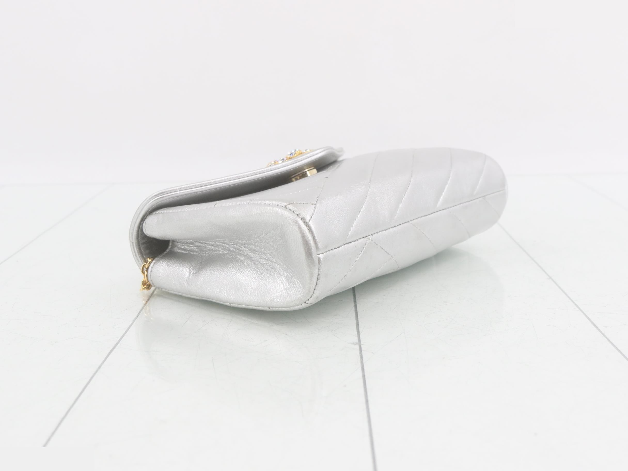 Leather rhinestone chain shoulder bag, silver color — view 5