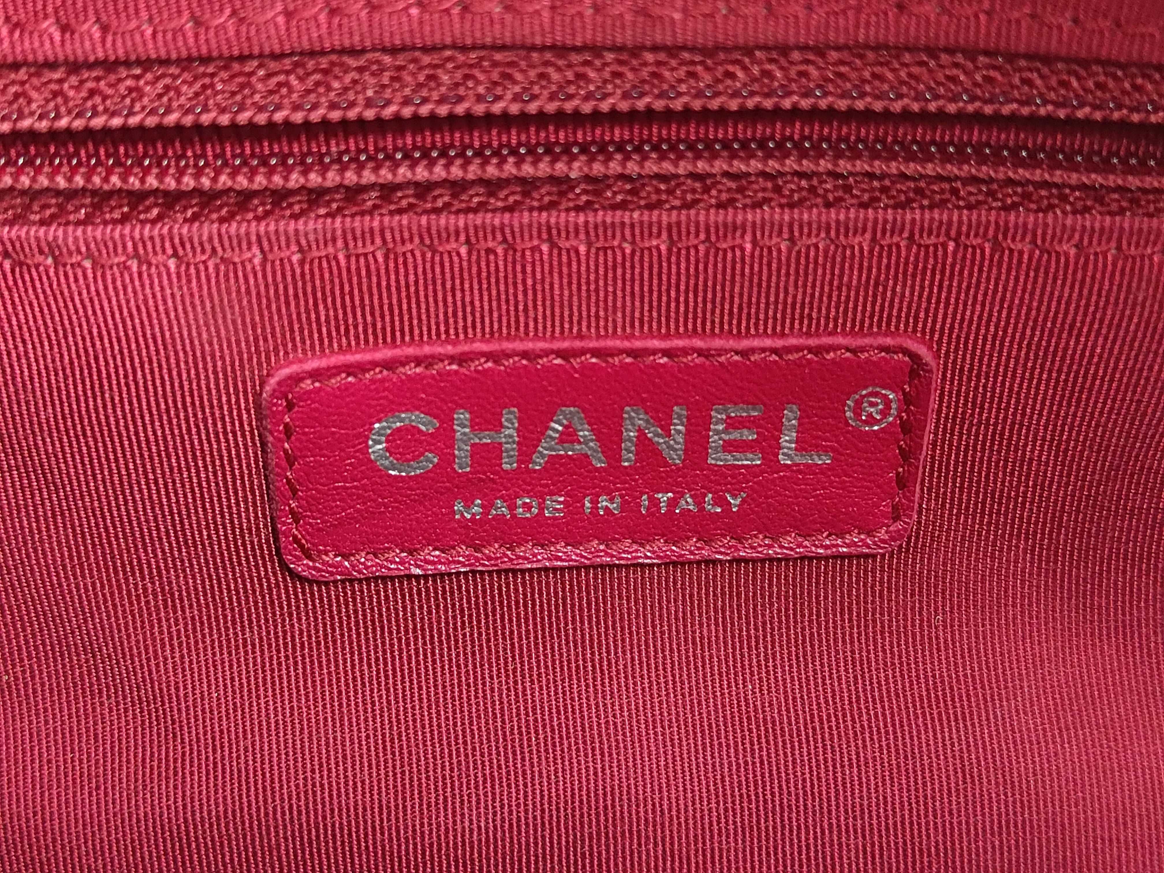 Gabriel de Chanel calfskin shoulder bag — view 10