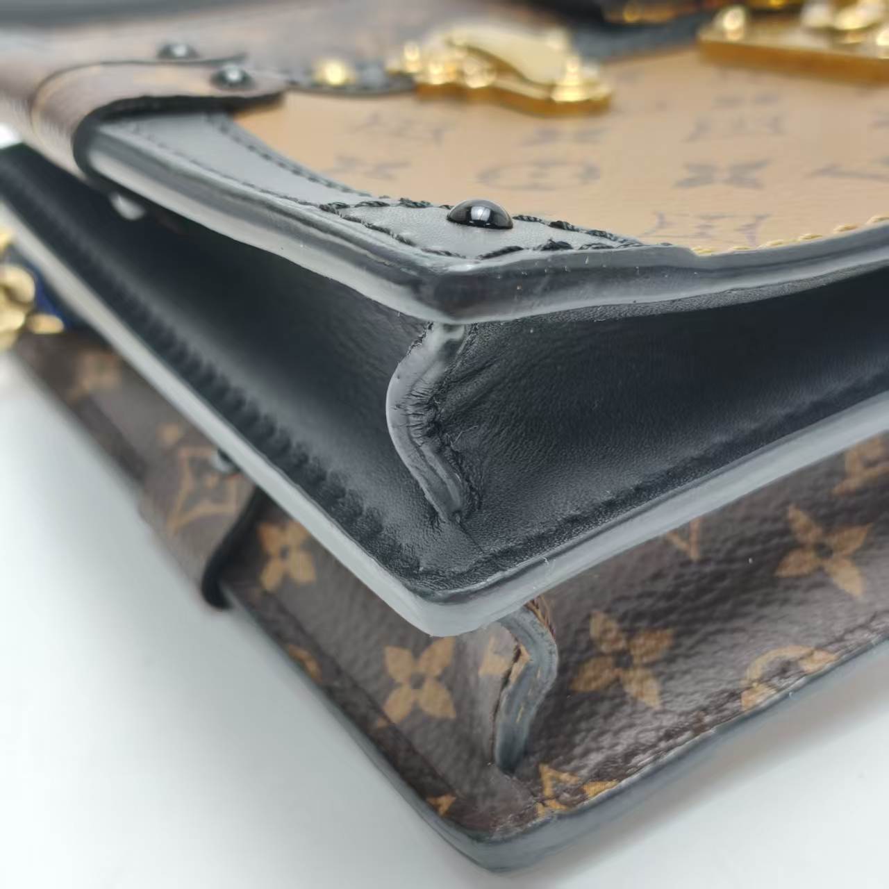 【*Shipped from: China*】LOUIS VUITTON PU Shoulder Bag — view 5