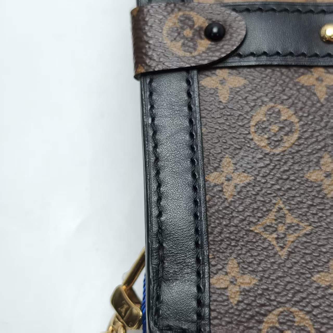 【*Shipped from: China*】LOUIS VUITTON PU Shoulder Bag — view 9