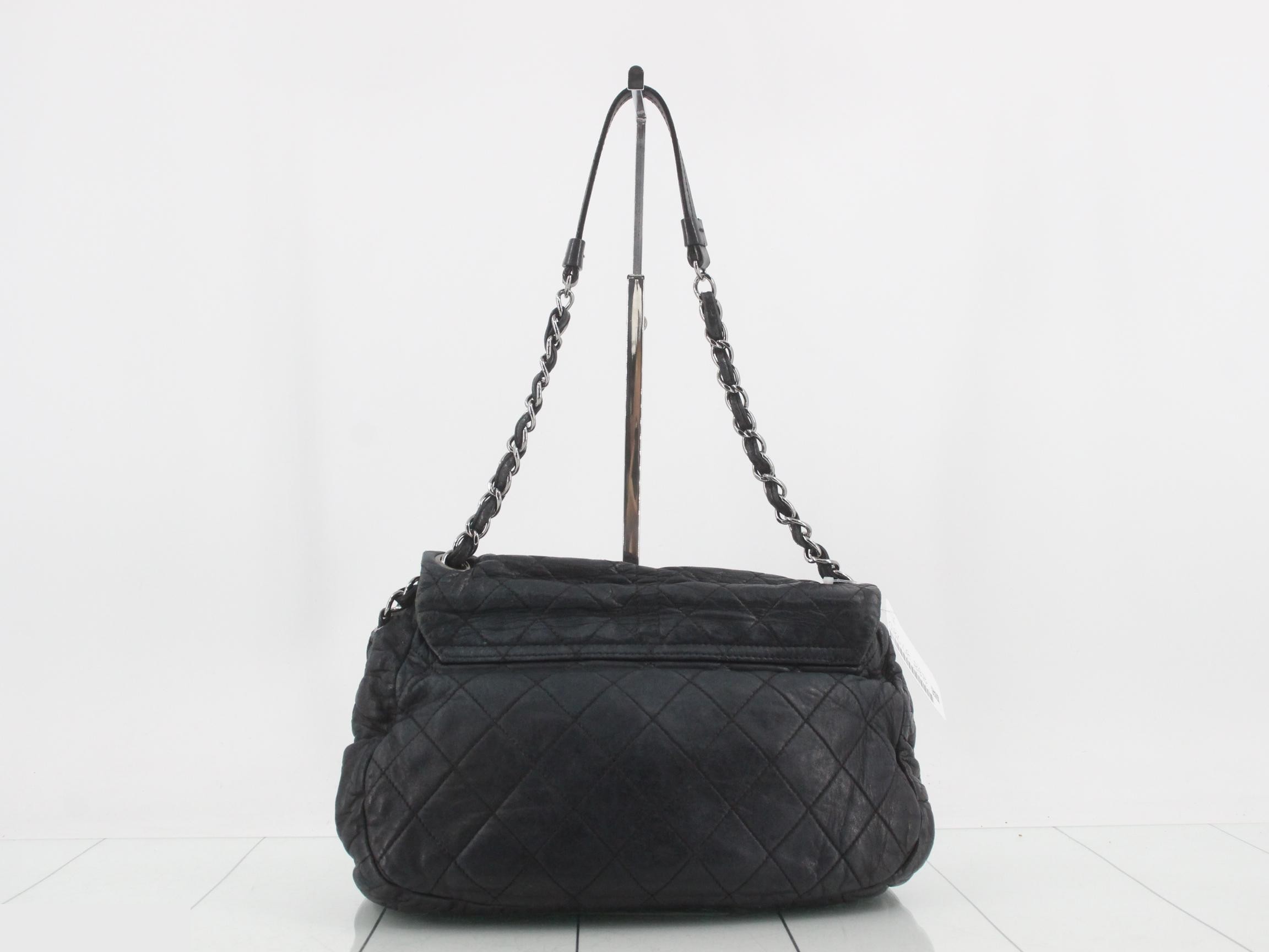 Lambskin quilted chain shoulder bag, black, with seal, item number 11. — view 2