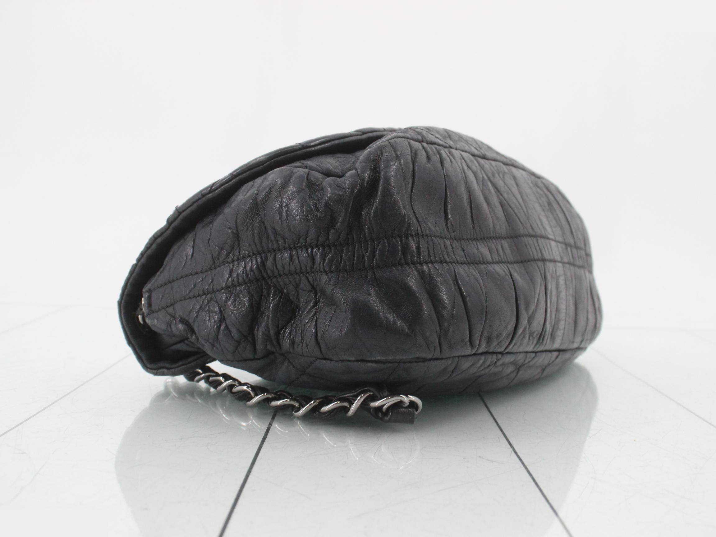Lambskin quilted chain shoulder bag, black, with seal, item number 11. — view 5