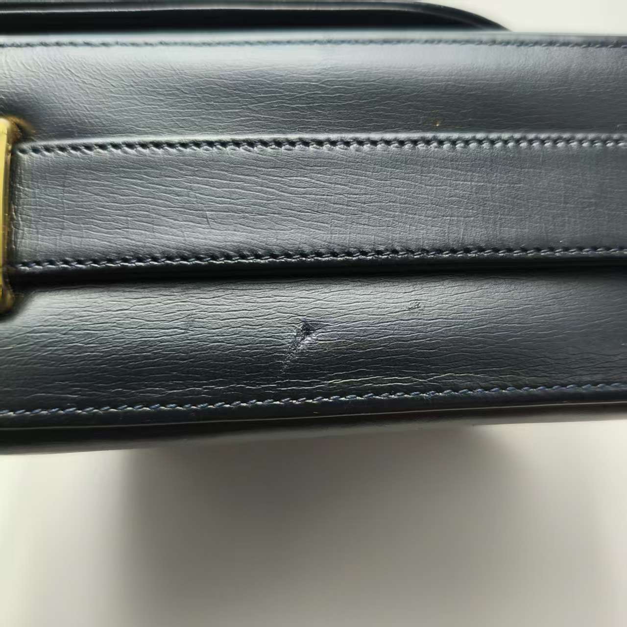 【*Shipped from: China*】Cartier Leather Shoulder Bag — view 12
