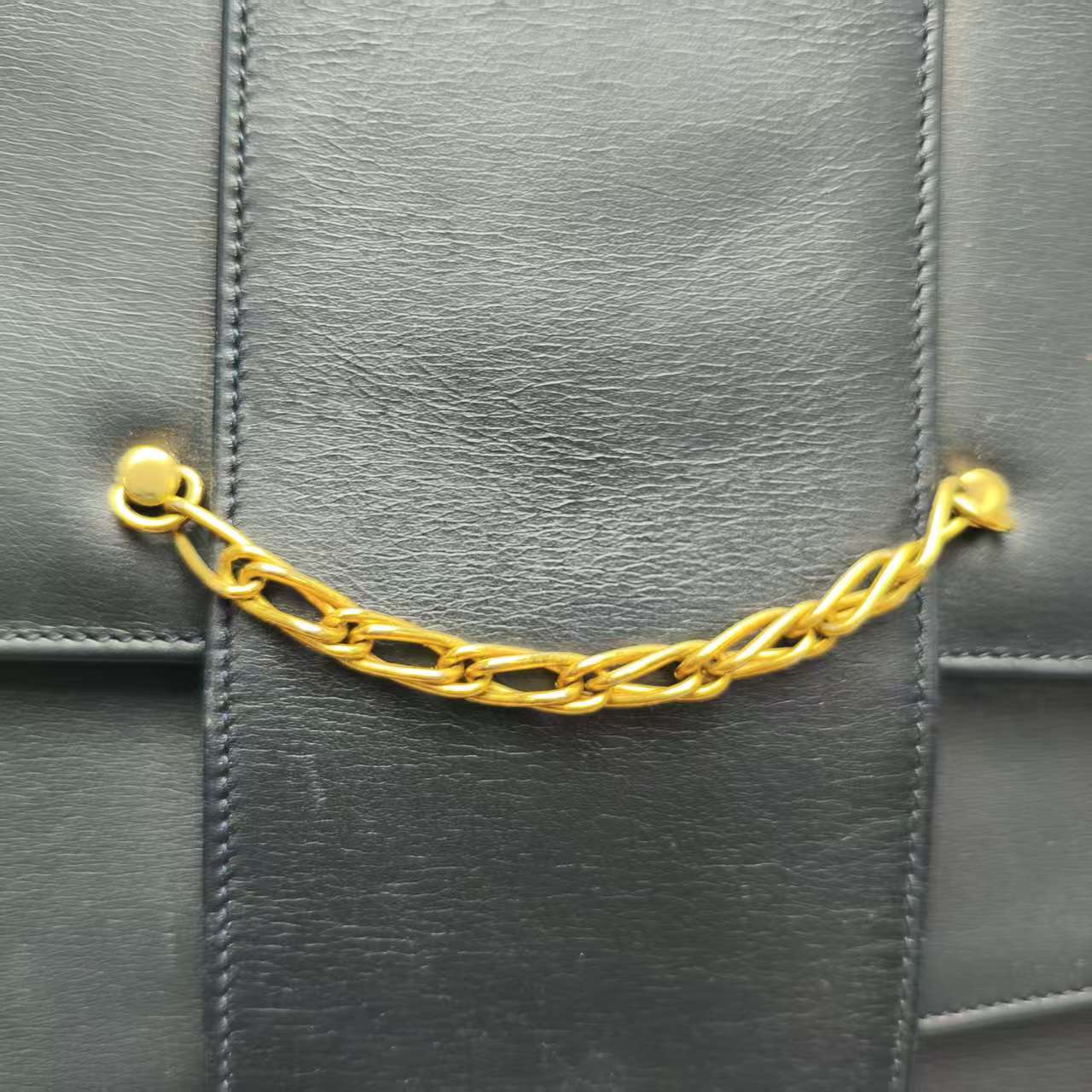 【*Shipped from: China*】Cartier Leather Shoulder Bag — view 15