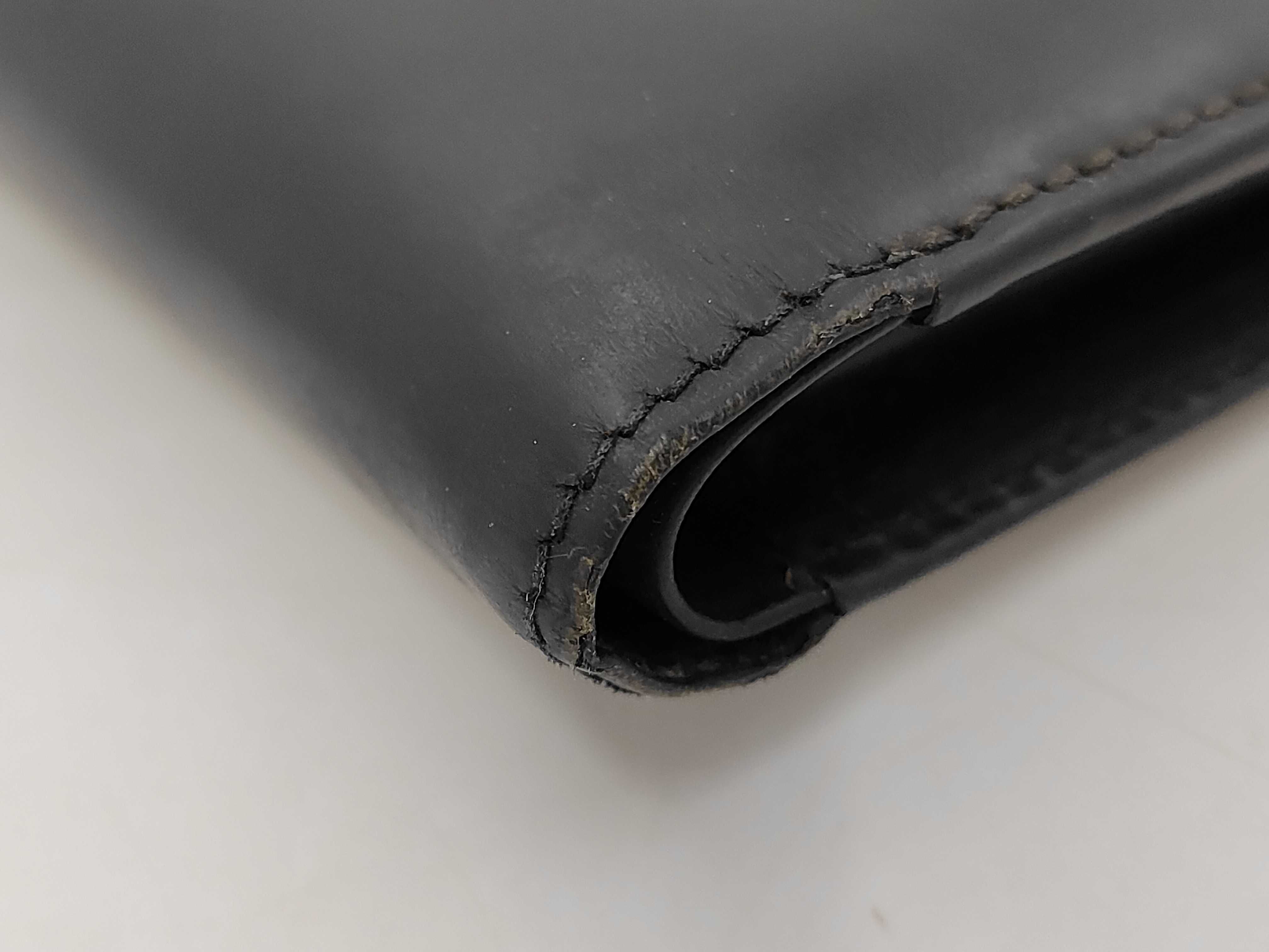 wallet — view 3