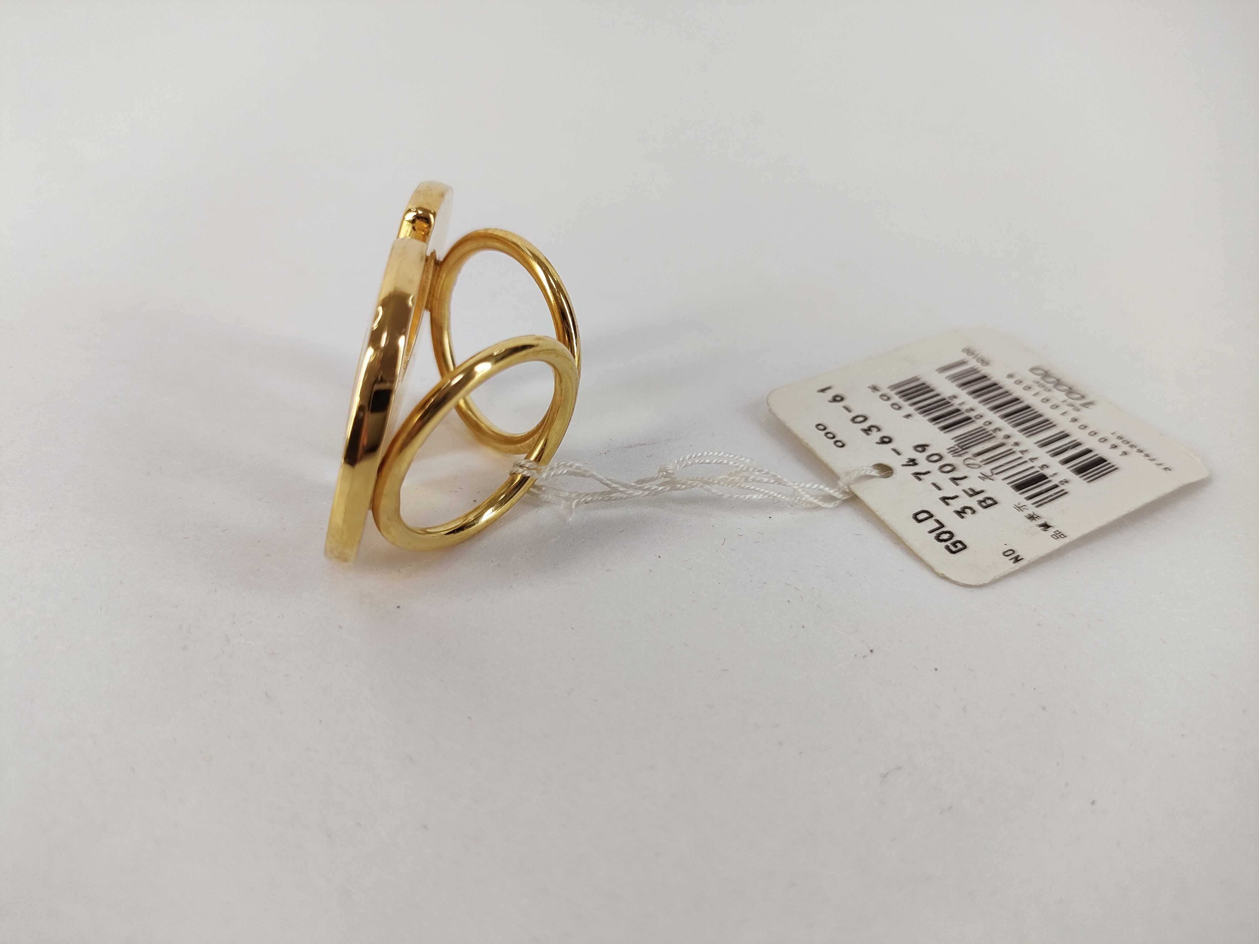 scarf ring and other accessories — view 2