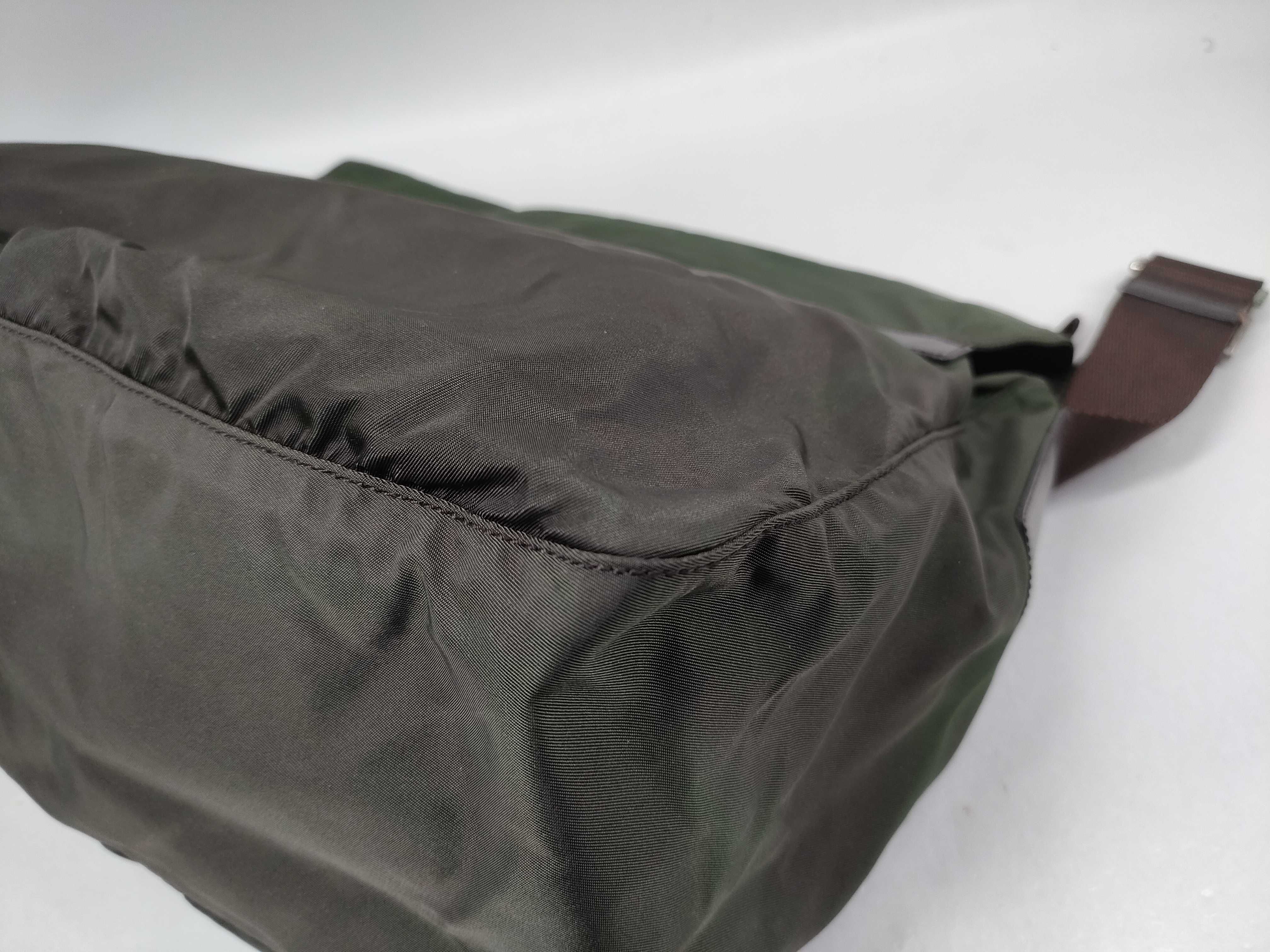 Nylon Messenger Bag Shoulder Bag — view 4