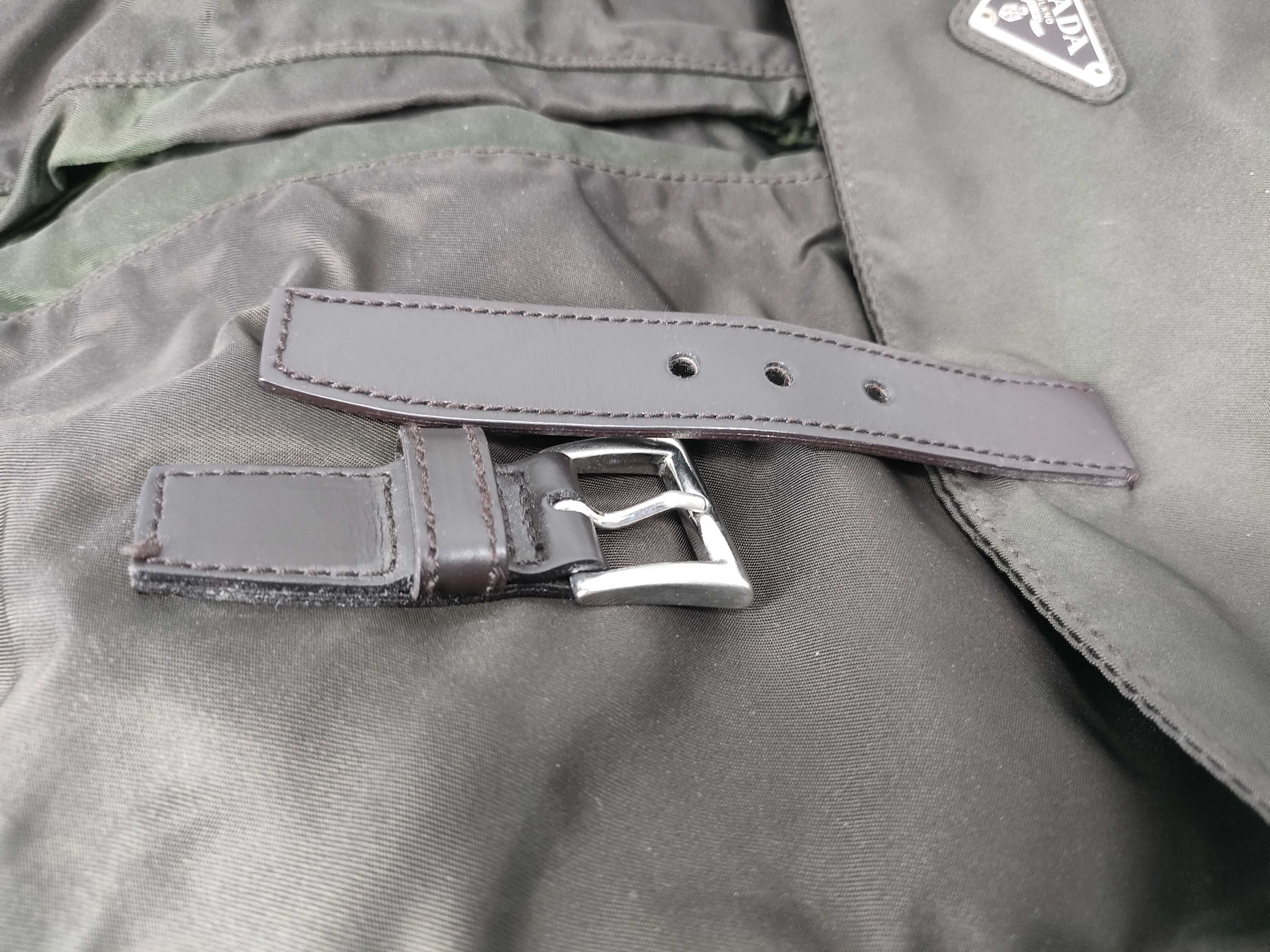 Nylon Messenger Bag Shoulder Bag — view 9