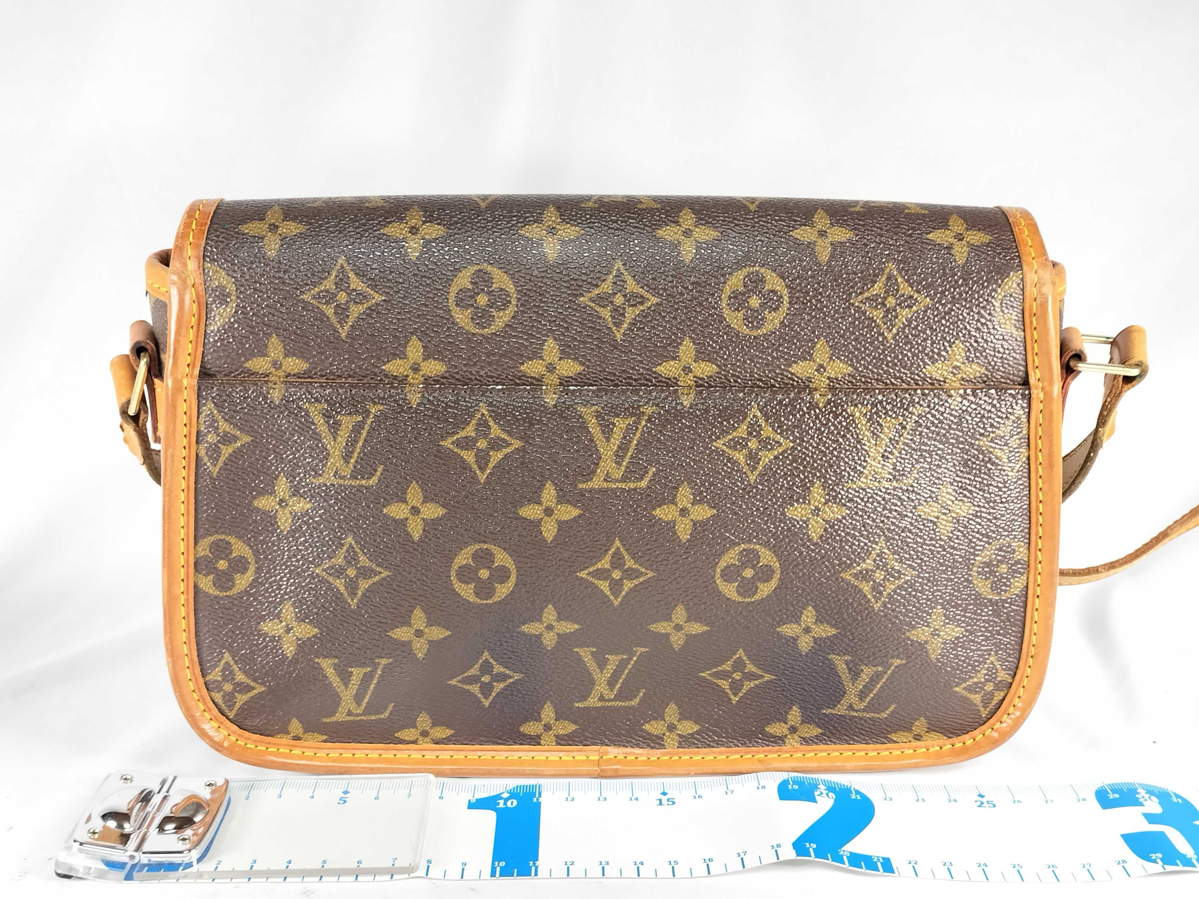 Monogram Sologne M42250 Brown Shoulder Bag (Serial Number Unknown) — view 2