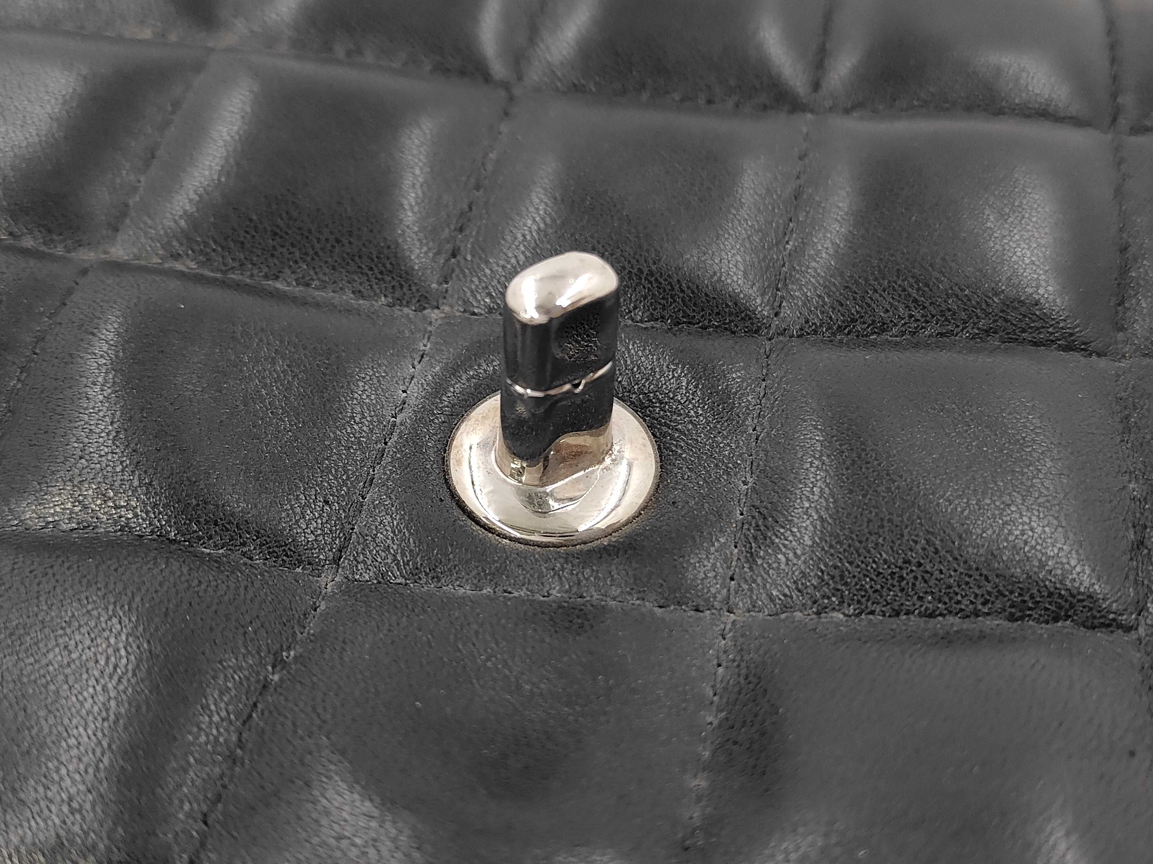 Matelassé Jumbo Chain Shoulder Bag, Black, Series 11 (Shoulder Bag) — view 12