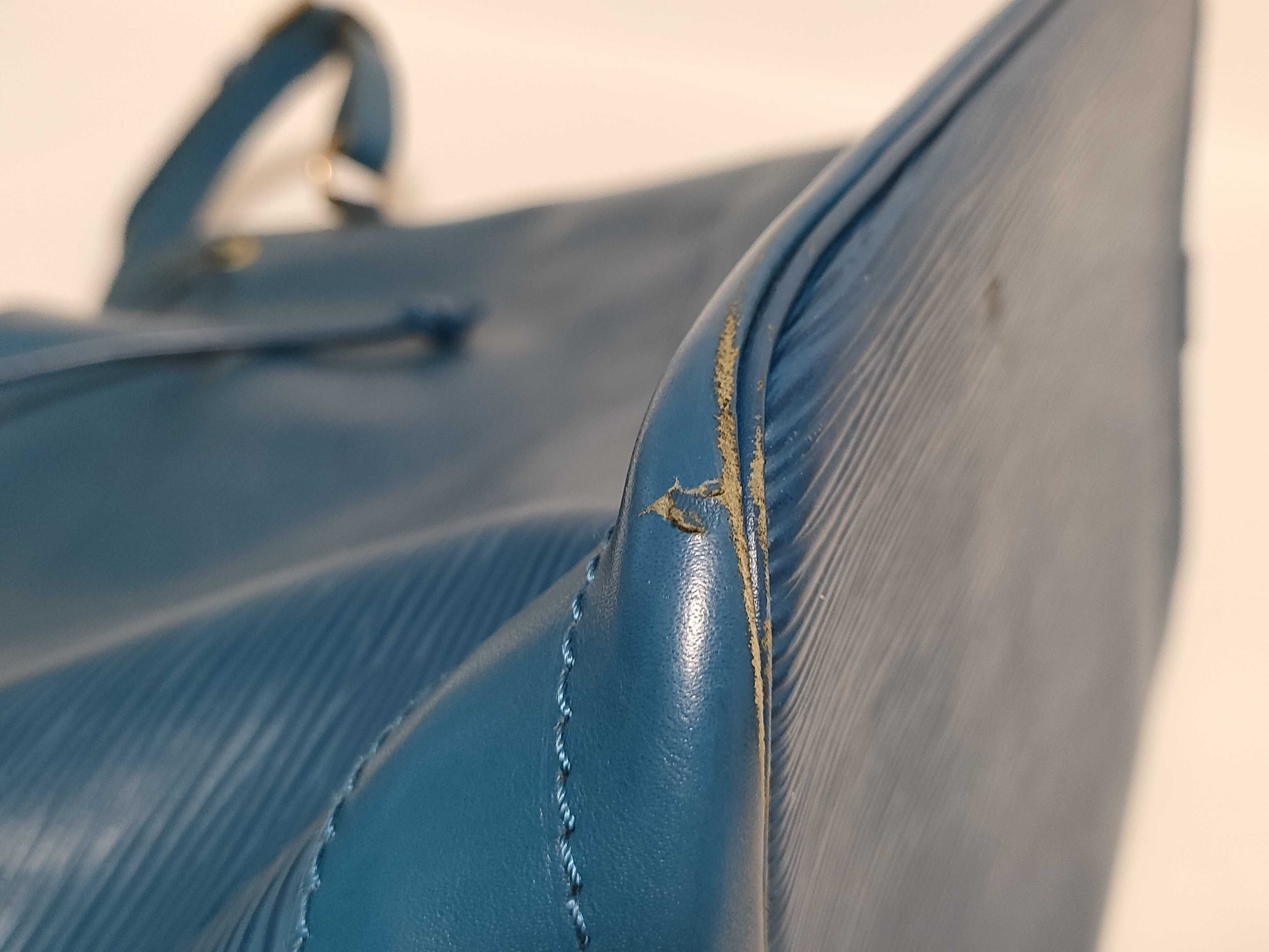 Epi Noe Blue Shoulder Bag — view 3