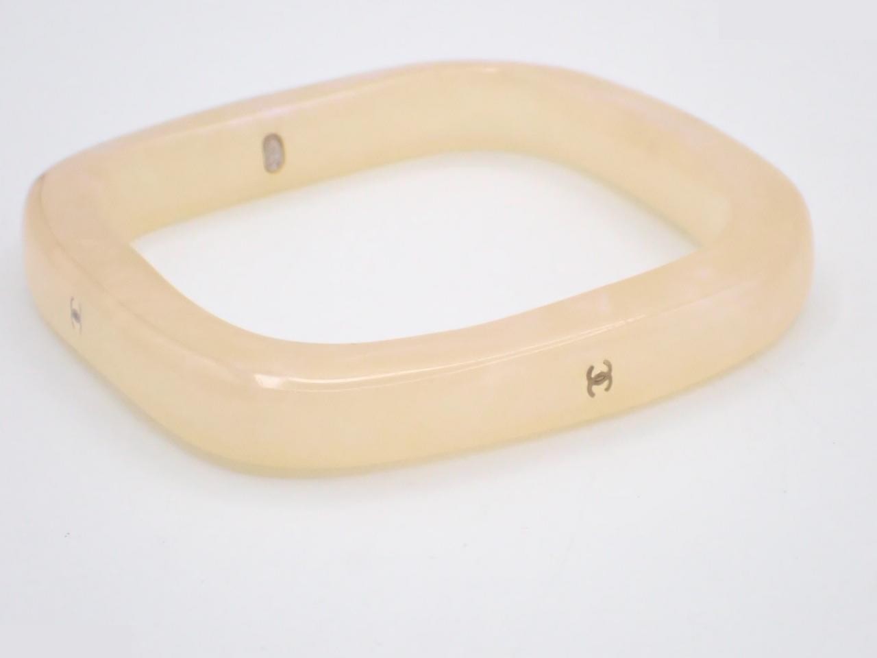 Square bangle, wrist circumference approximately 20 cm — view 3