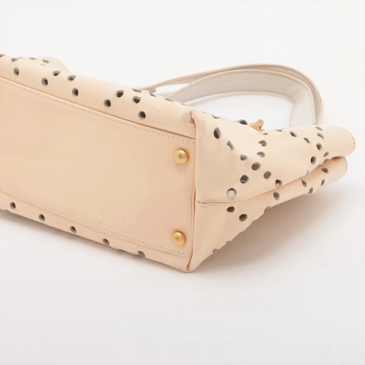 Cocomark Patent Leather Chain Shoulder Bag Beige Gold Hardware 8879726 No. 8 — view 3