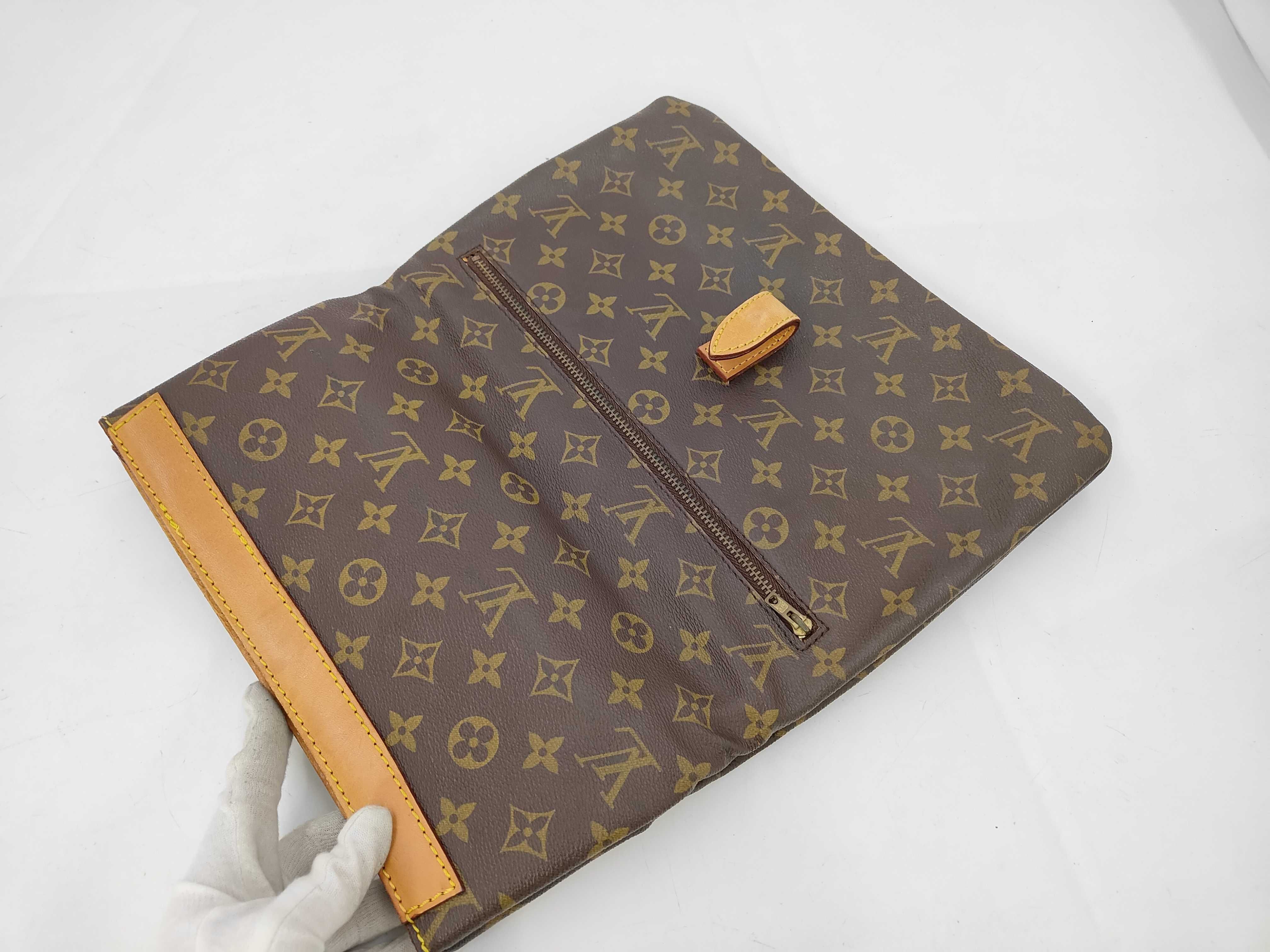 bag, Louis Vuitton Pochette Pliant clutch bag — view 5