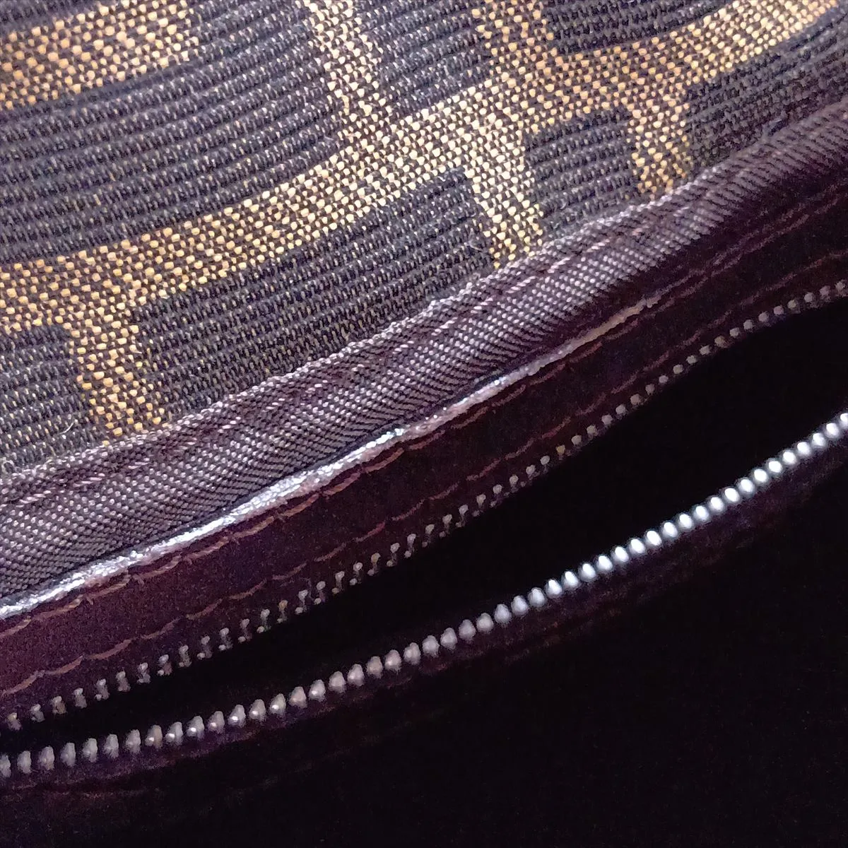 Zucca 264260 Canvas x Leather Shoulder Bag Brown — view 10