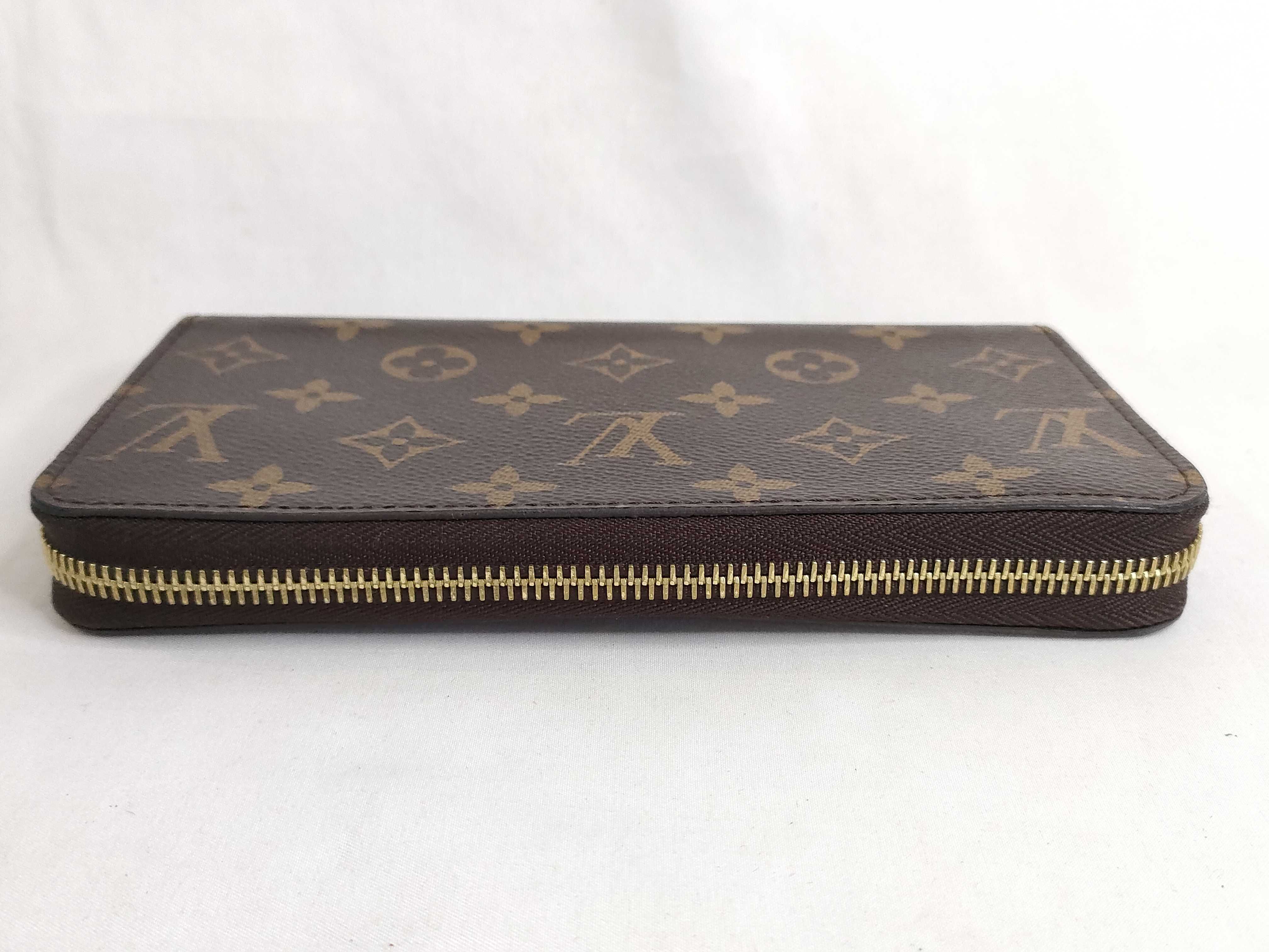 Monogram Louis Vuitton Monogram Zippy Wallet Long Wallet Gold Hardware M42616 RFID Wallet — view 6