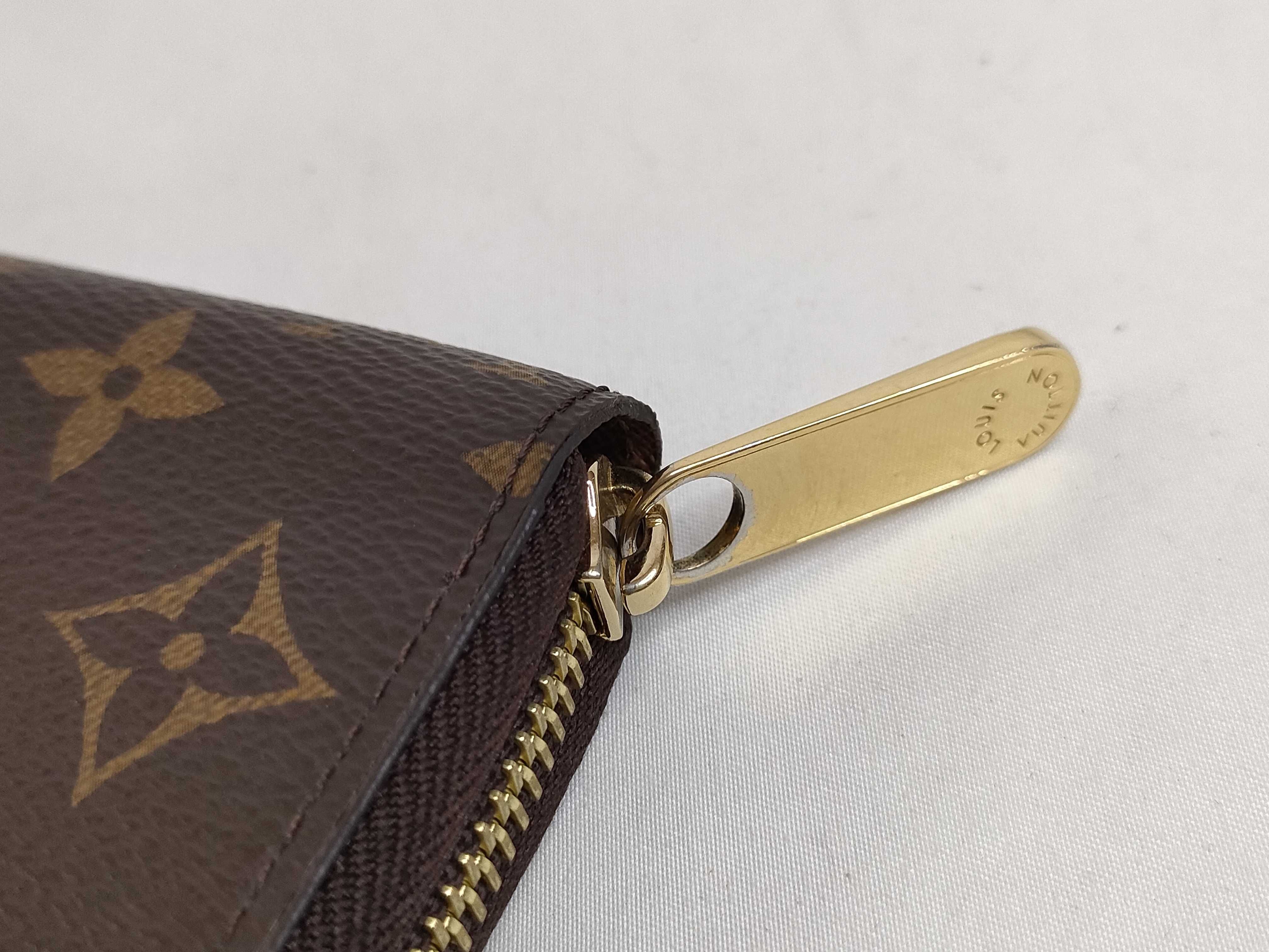 Monogram Louis Vuitton Monogram Zippy Wallet Long Wallet Gold Hardware M42616 RFID Wallet — view 7