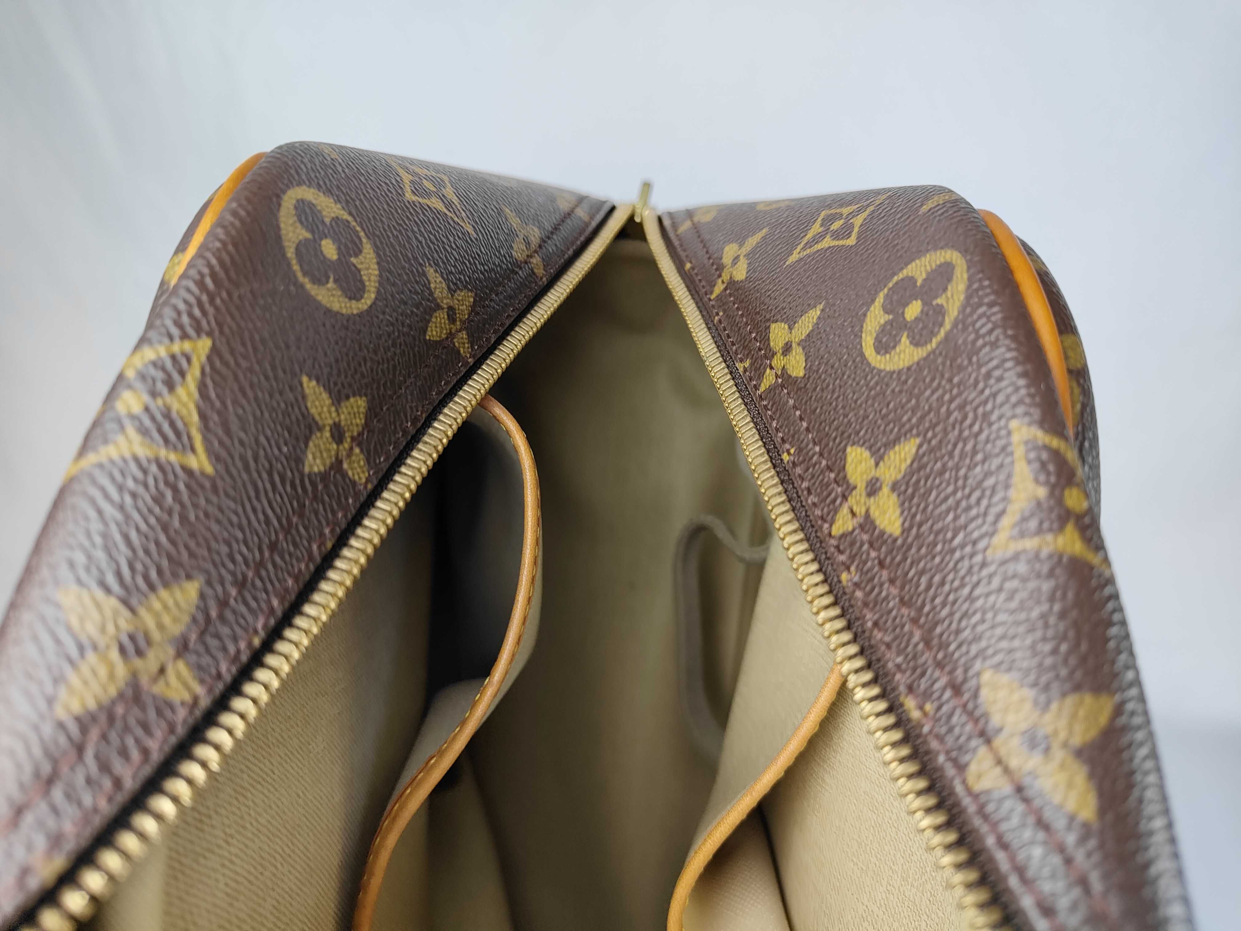 Monogram M47270 Deauville Tote Bag — view 14