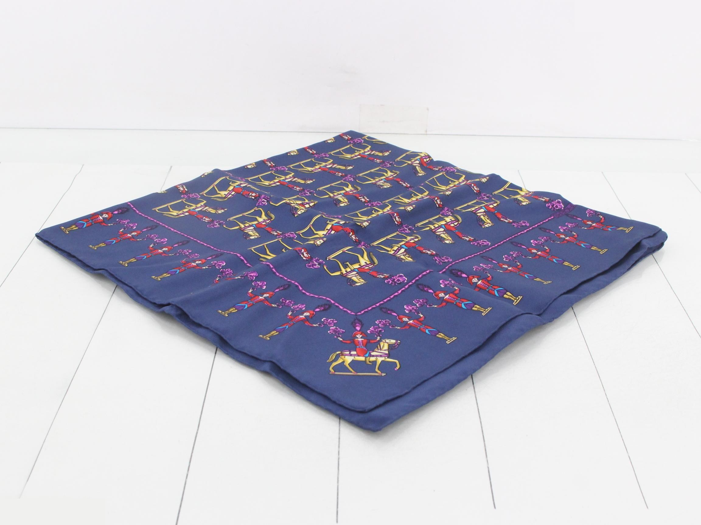 Carre 90 LES ARTIFICIERS scarf — view 2