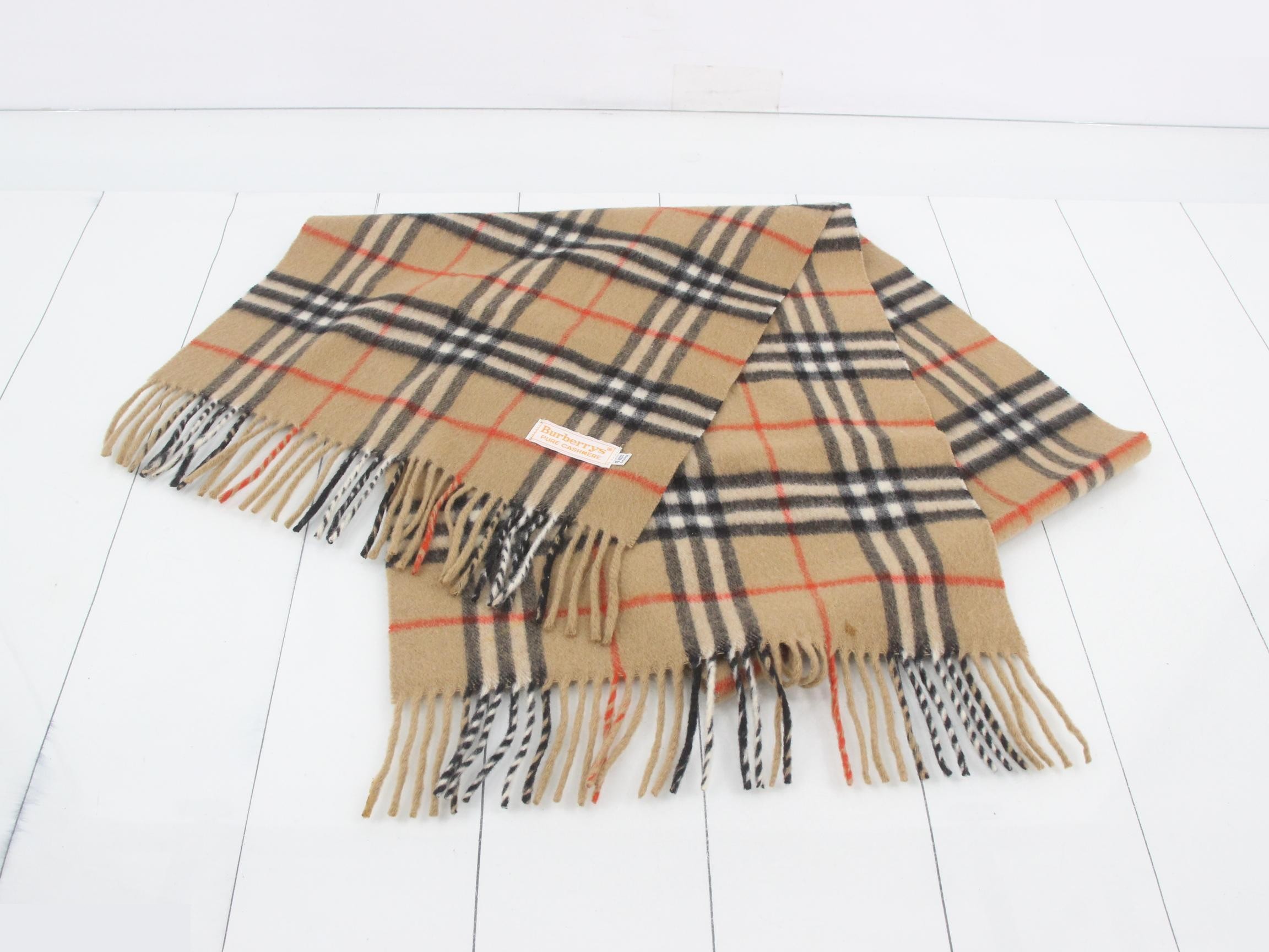 Other lines: Small items, accessories, and scarves — view 2