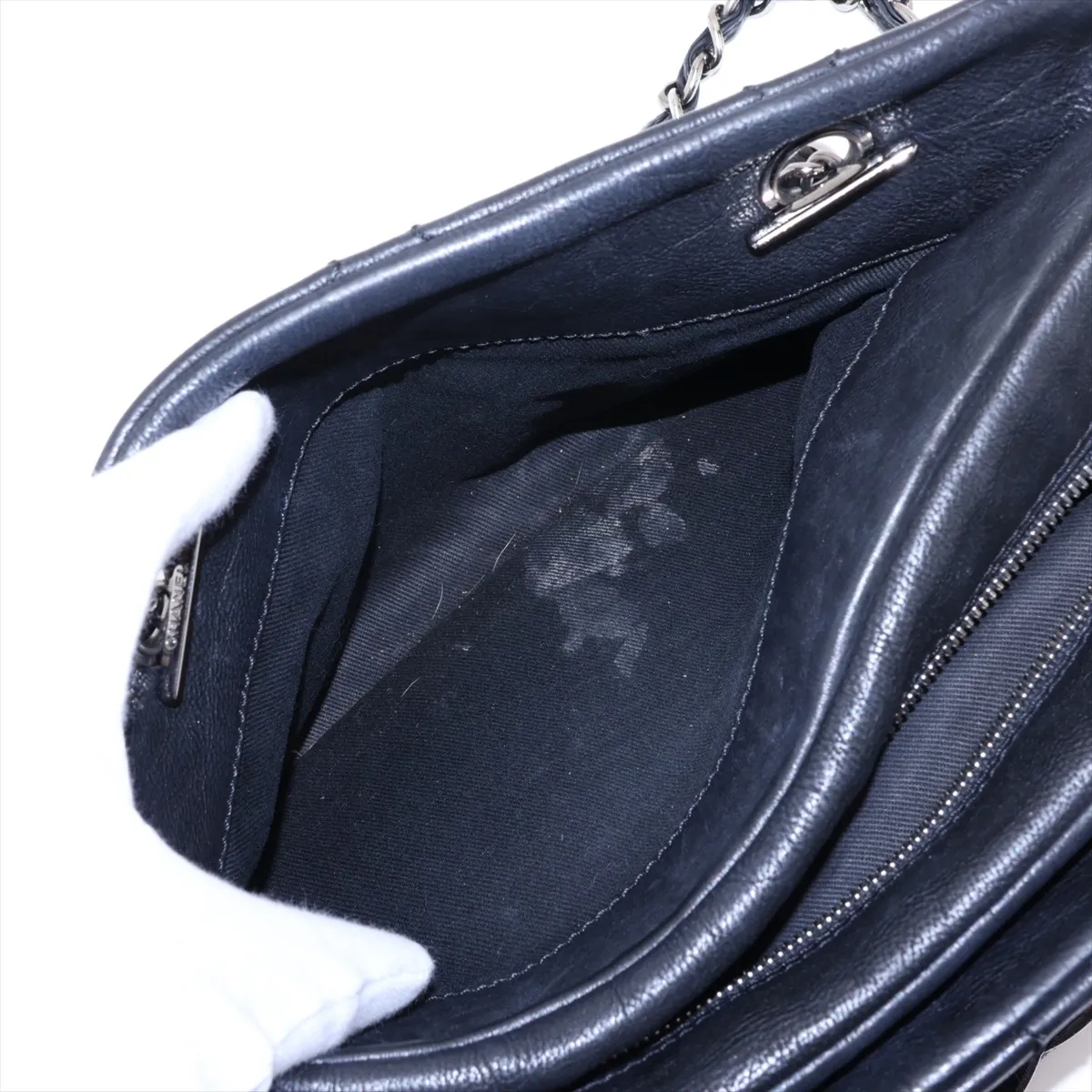 Diamond Stitch Leather Chain Shoulder Bag, Black with Silver Hardware, Item No. 11688439, Series No. 11 — view 11