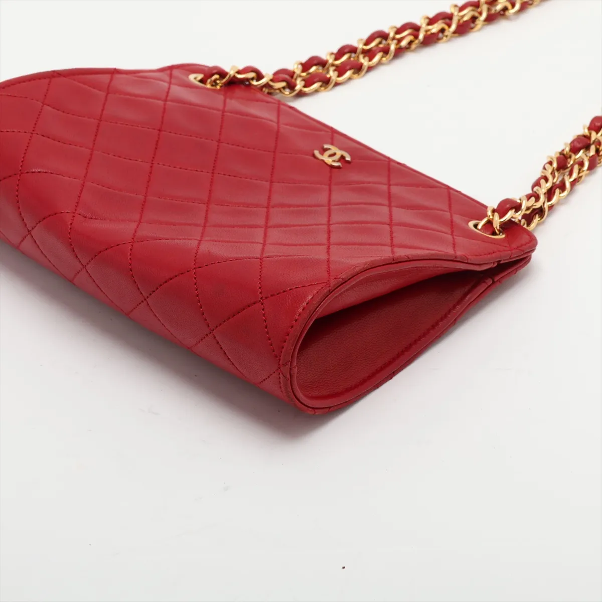 Matelassé Lambskin Chain Shoulder Bag, Push Lock, Red with Gold Hardware, 0188696 (Serial Number in the 0s) — view 3