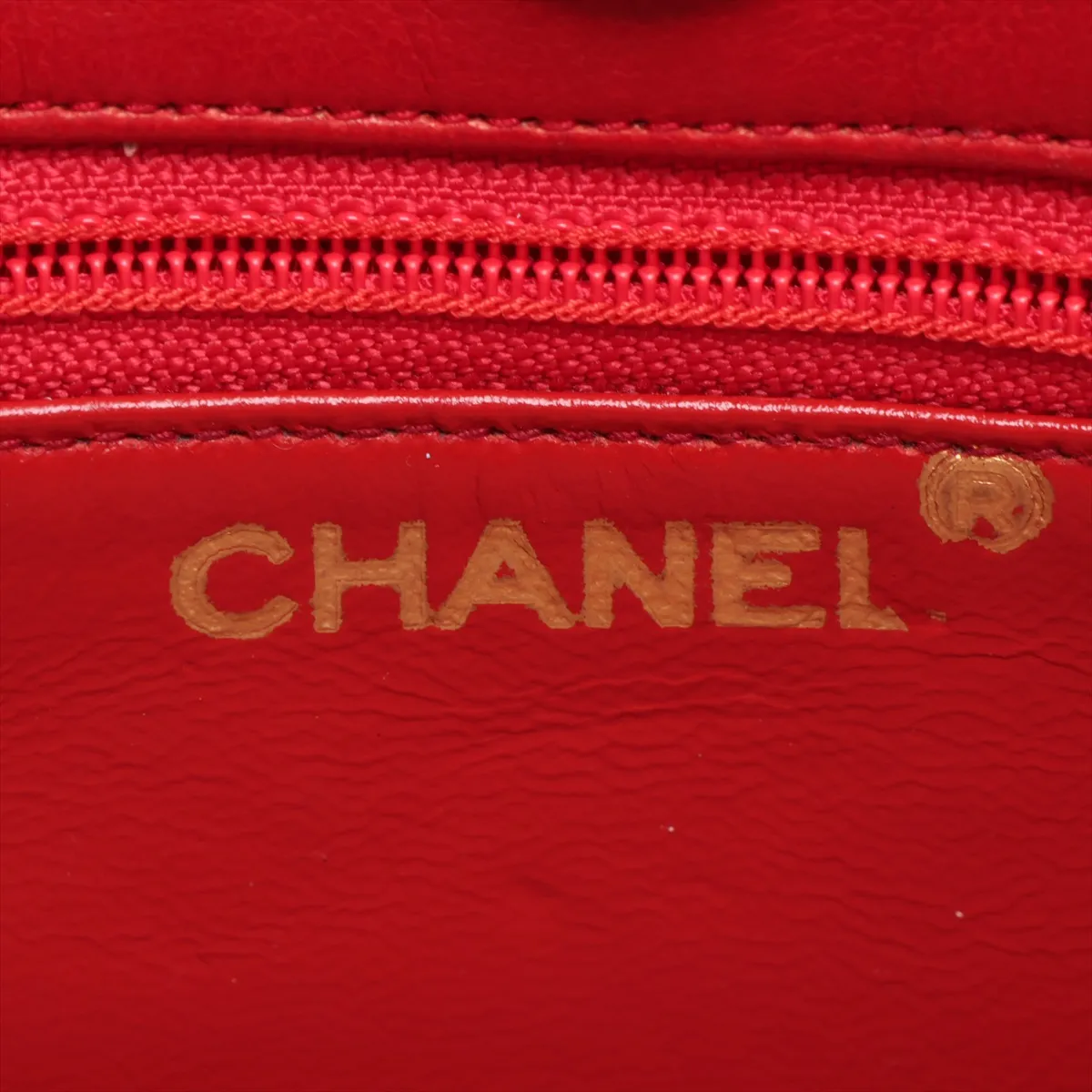Matelassé Lambskin Chain Shoulder Bag, Push Lock, Red with Gold Hardware, 0188696 (Serial Number in the 0s) — view 10