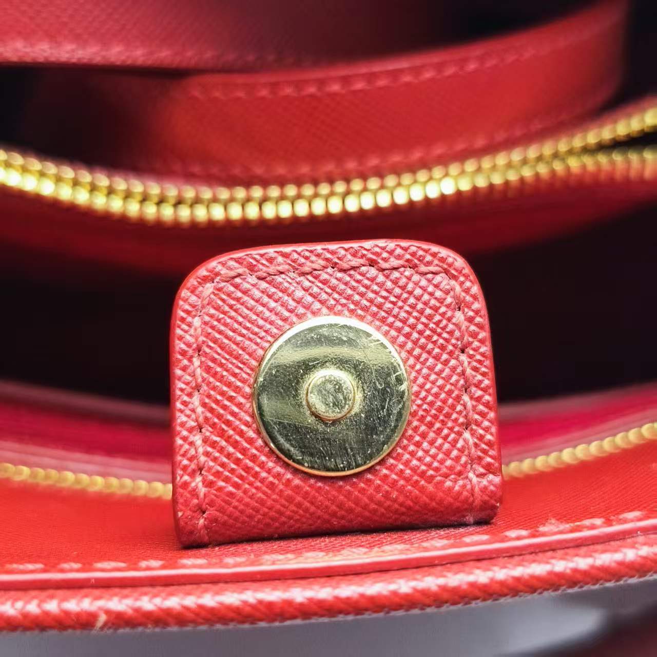 【*Shipped from: China*】PRADA Leather Shoulder Bag — view 12