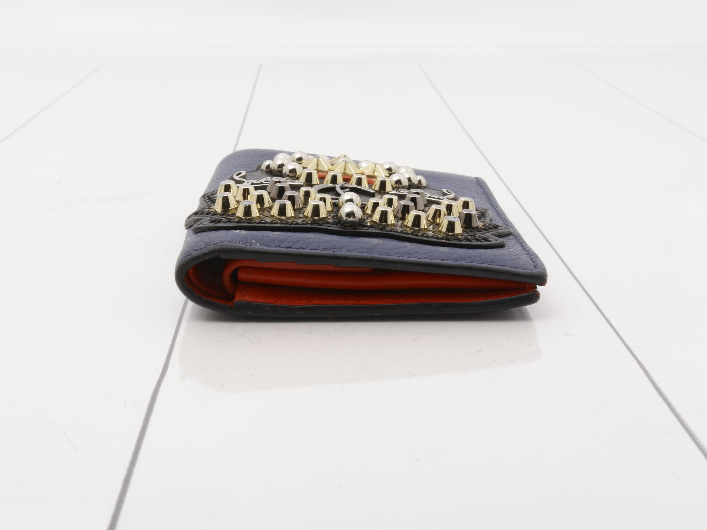 Other lines: Bags and Wallets — view 3