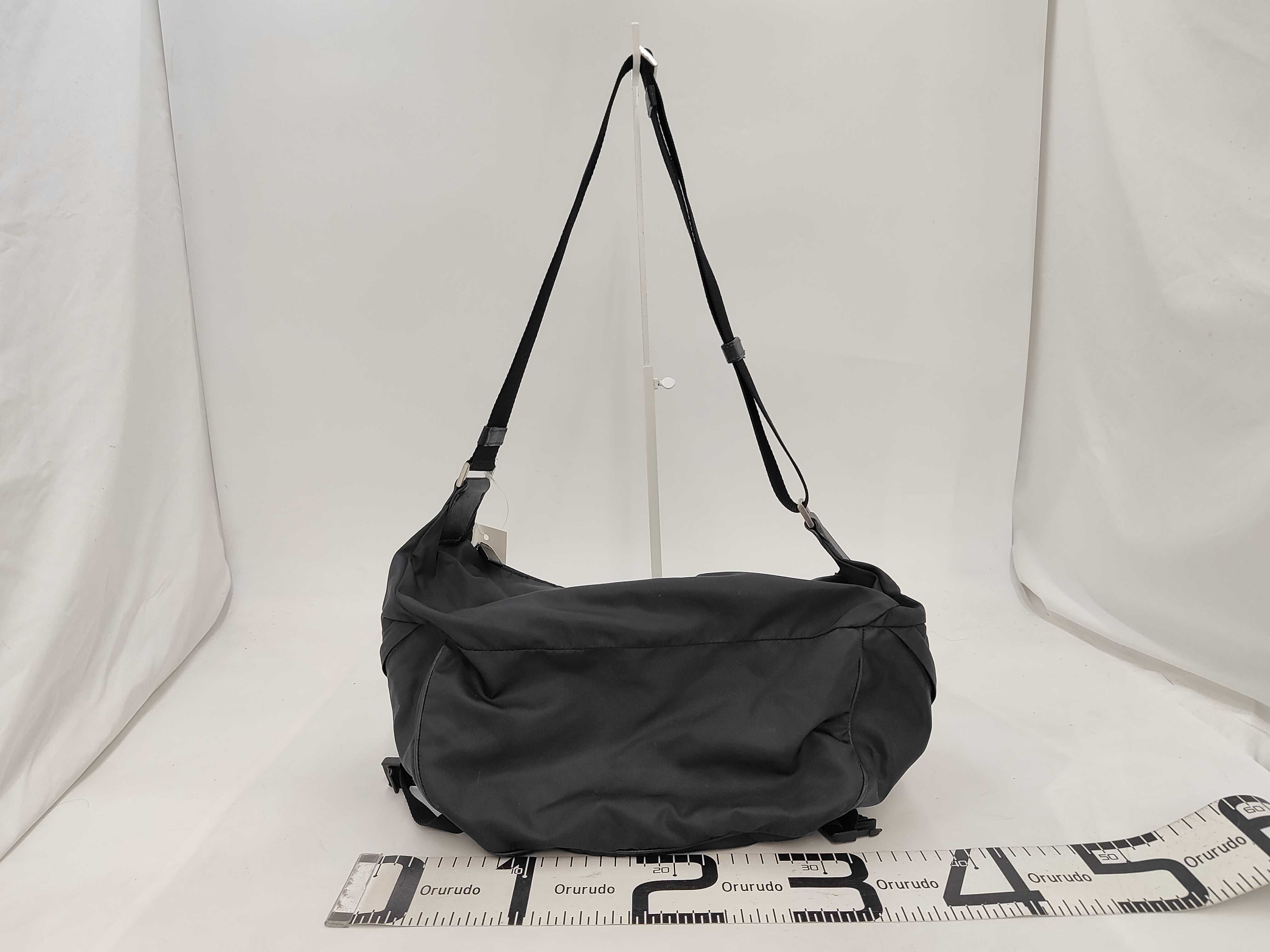 Nylon Messenger Bag Shoulder Bag — view 2