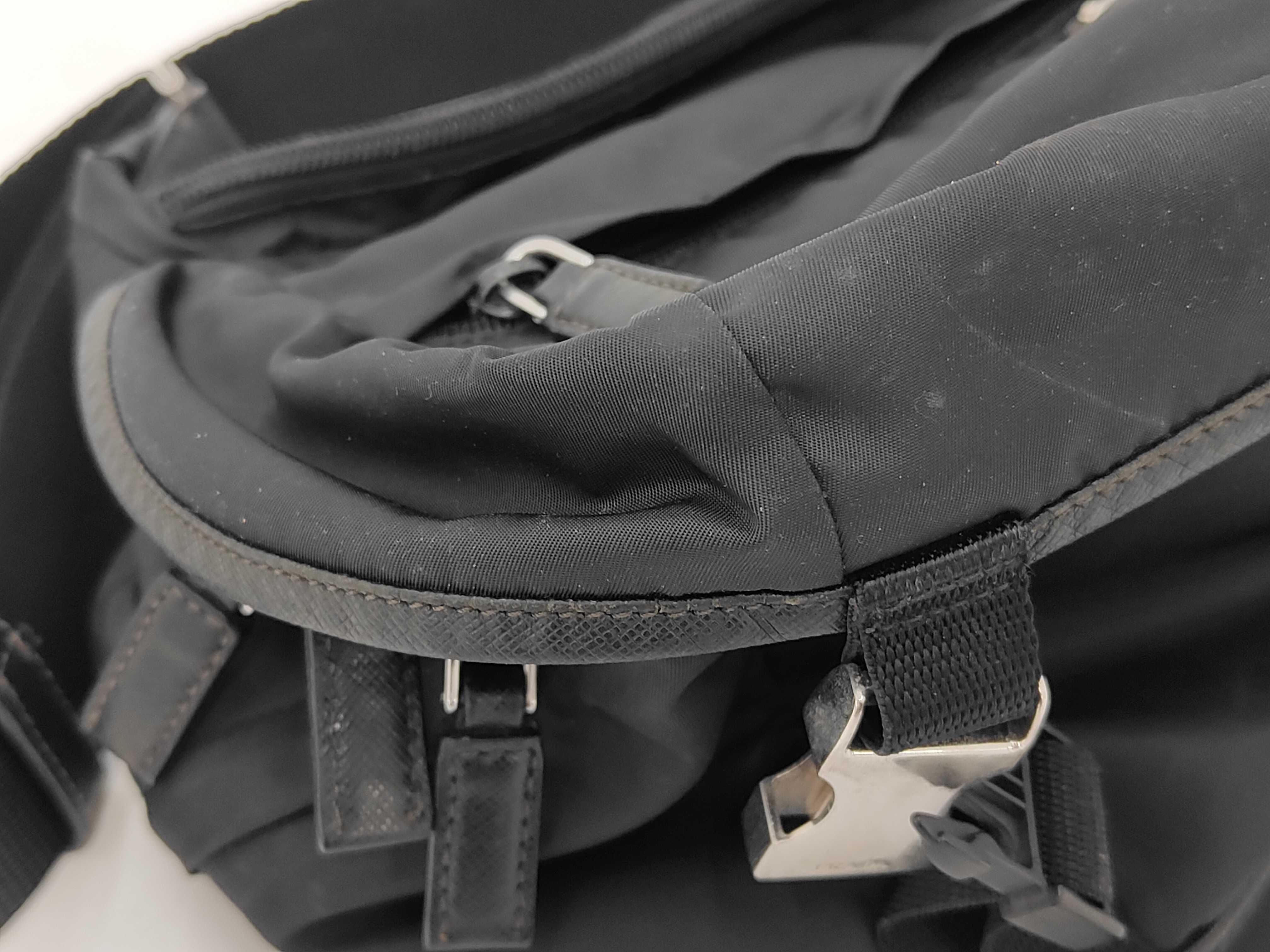 Nylon Messenger Bag Shoulder Bag — view 6