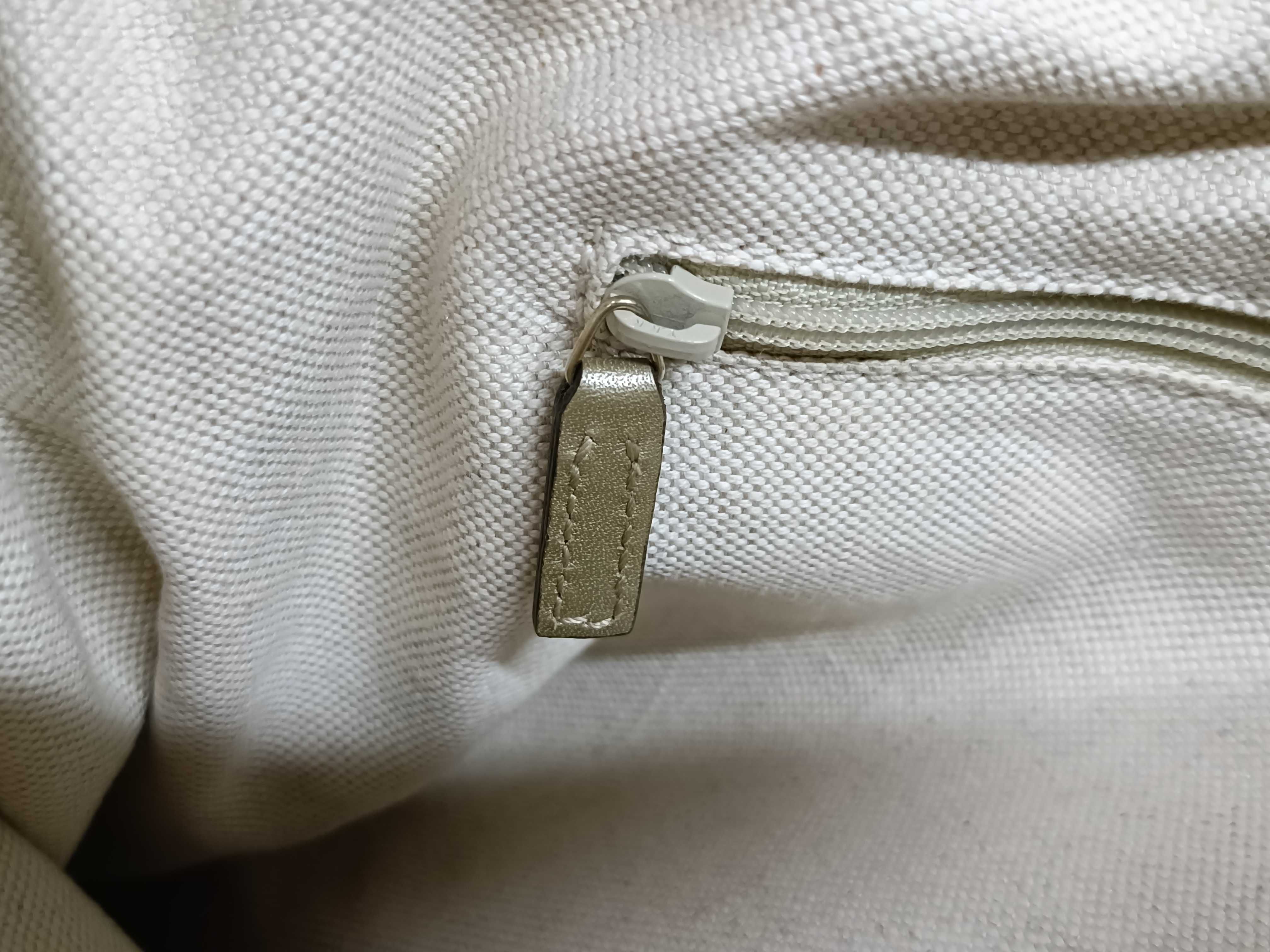 GG Canvas 211944 Tote Bag — view 14