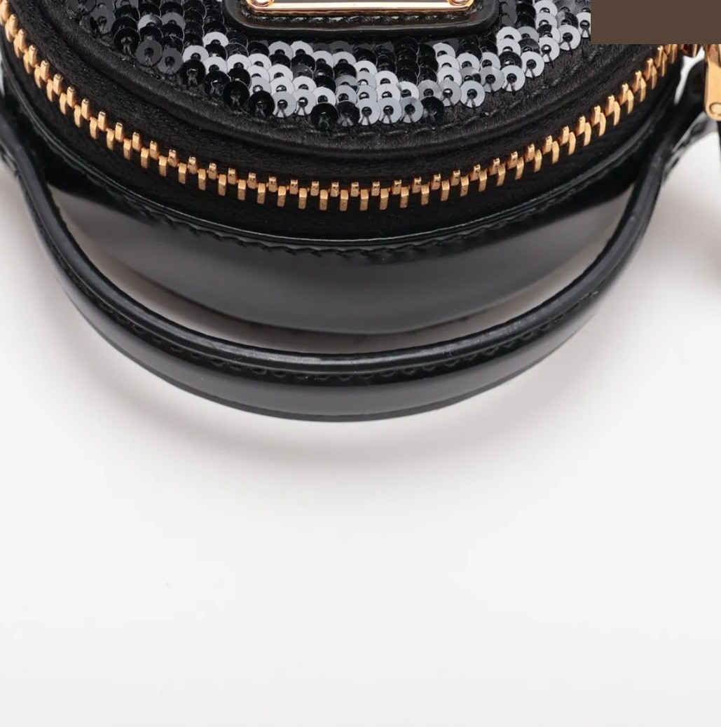 Unused, with original box. Sequin and leather chain shoulder bag, black. — view 4