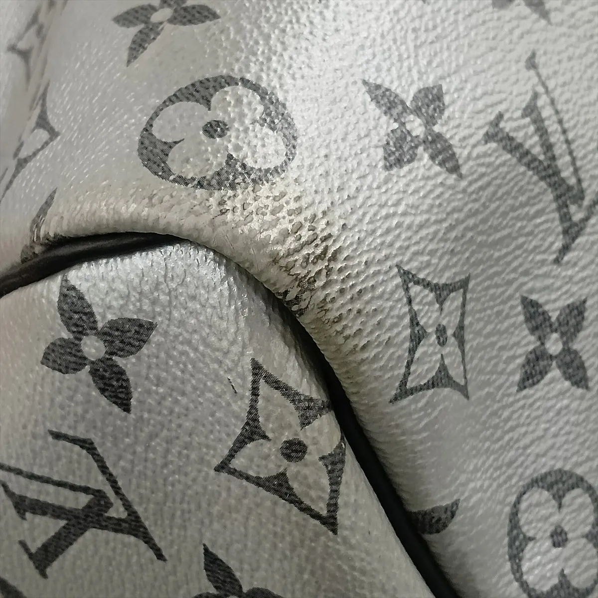Monogram Eclipse Keepall Bandoulière 50 M43817 DR0168 Black with name engraving — view 13