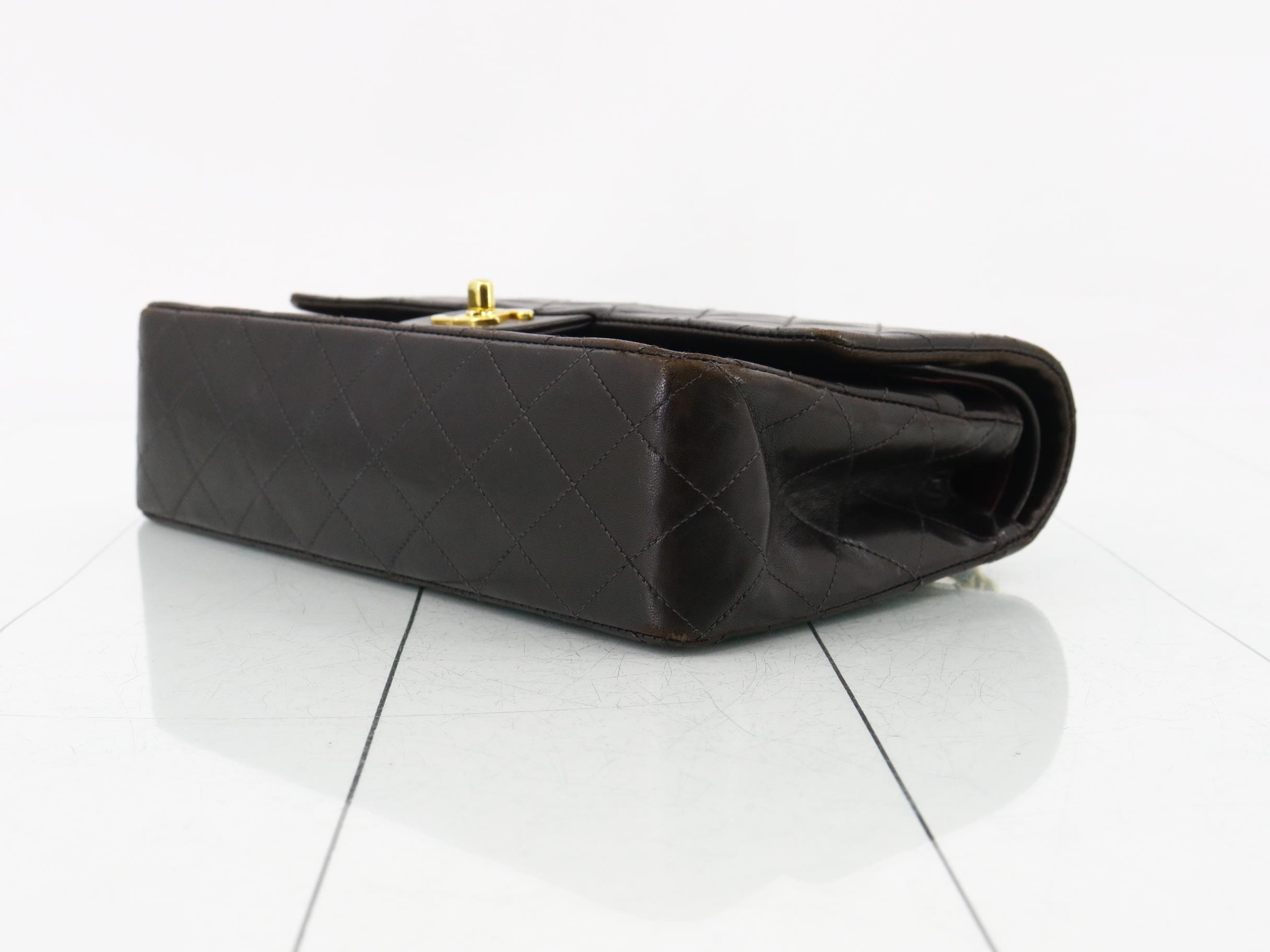 Matelassé 25 Leather Double Flap Double Chain Shoulder Bag — view 6