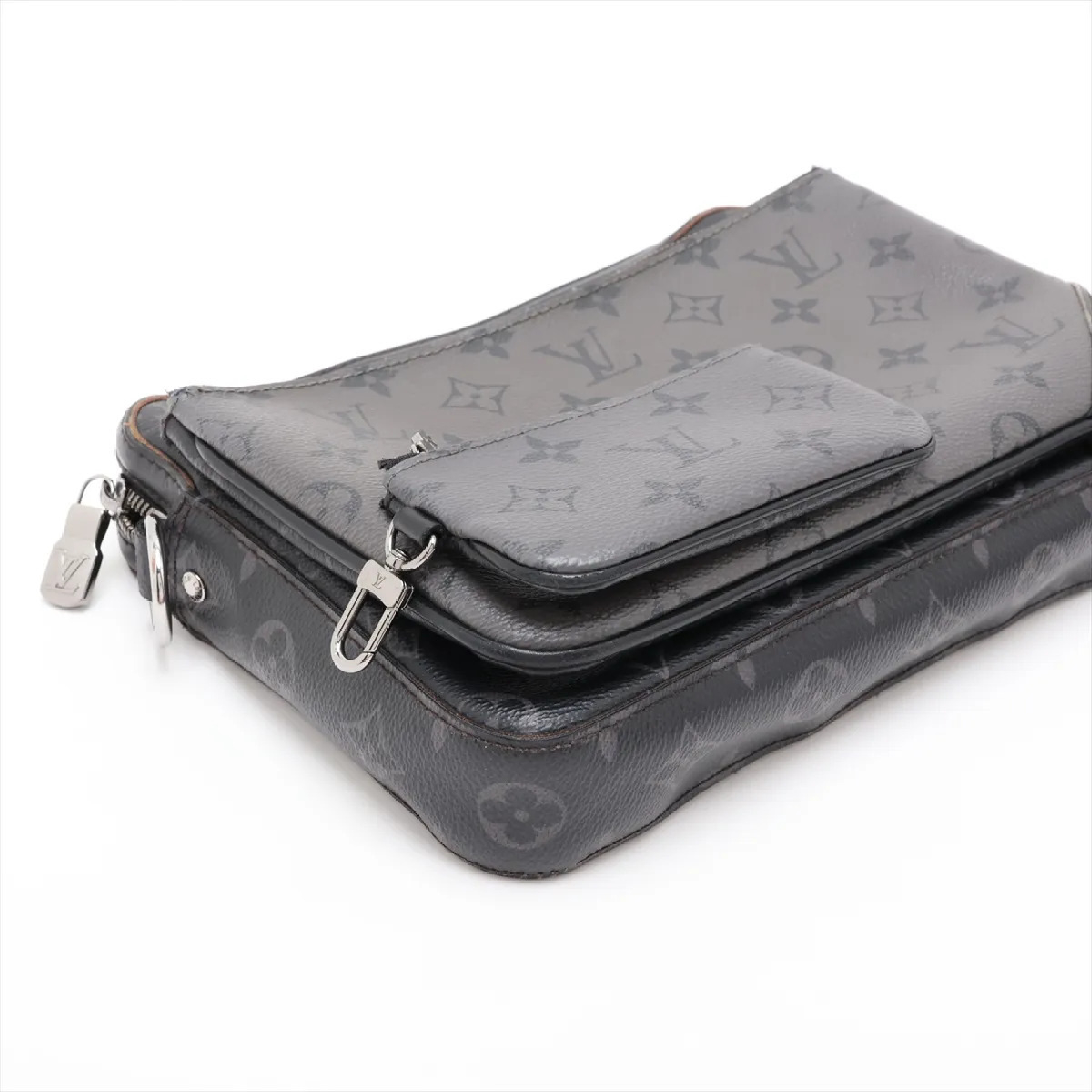 Monogram Eclipse Trio Messenger M69443 TJ5210 RFID detected shoulder bag — view 4
